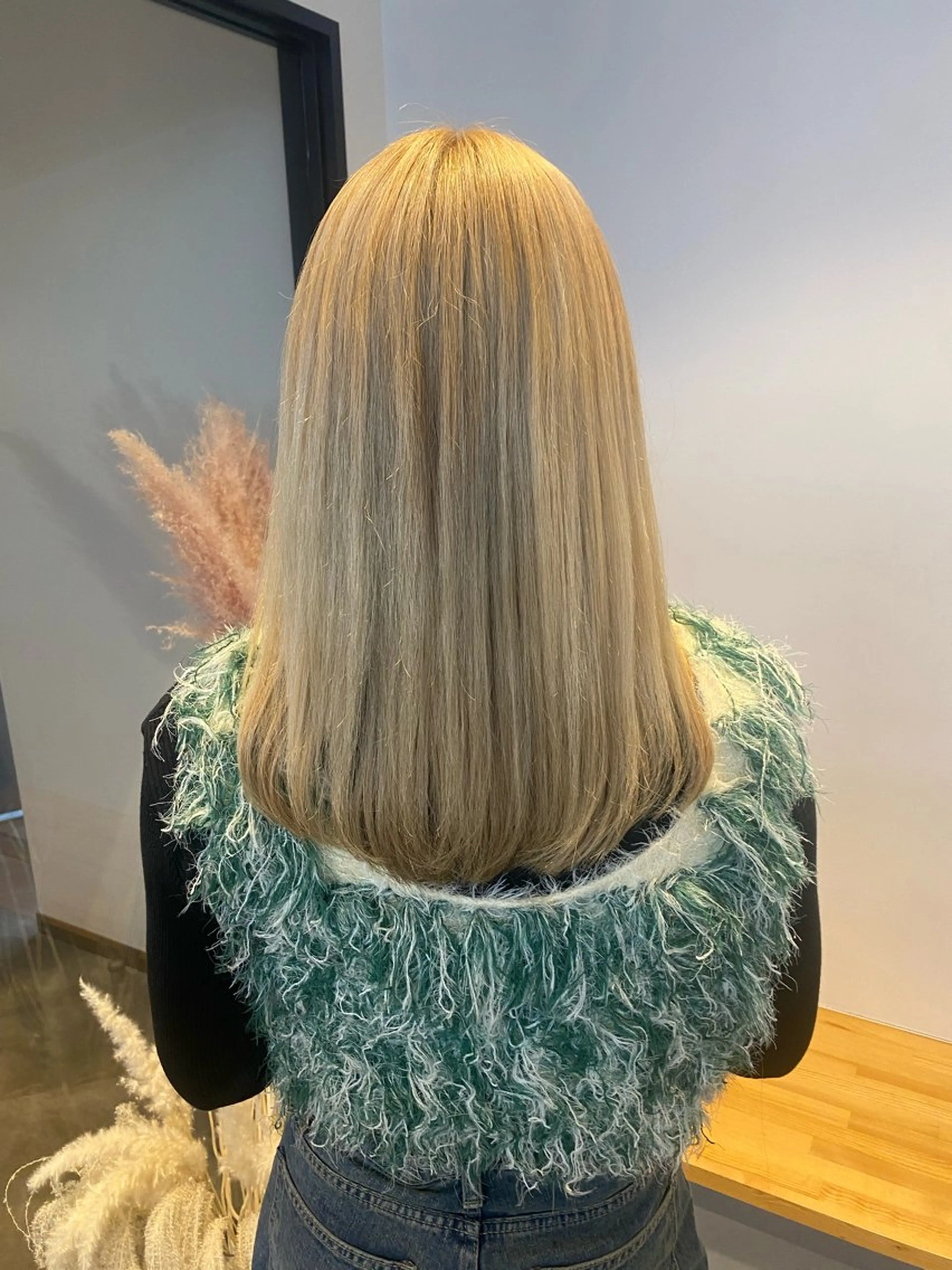 セミロング カラー 🌼ハイライト透明感 🌼maiのヘアスタイル