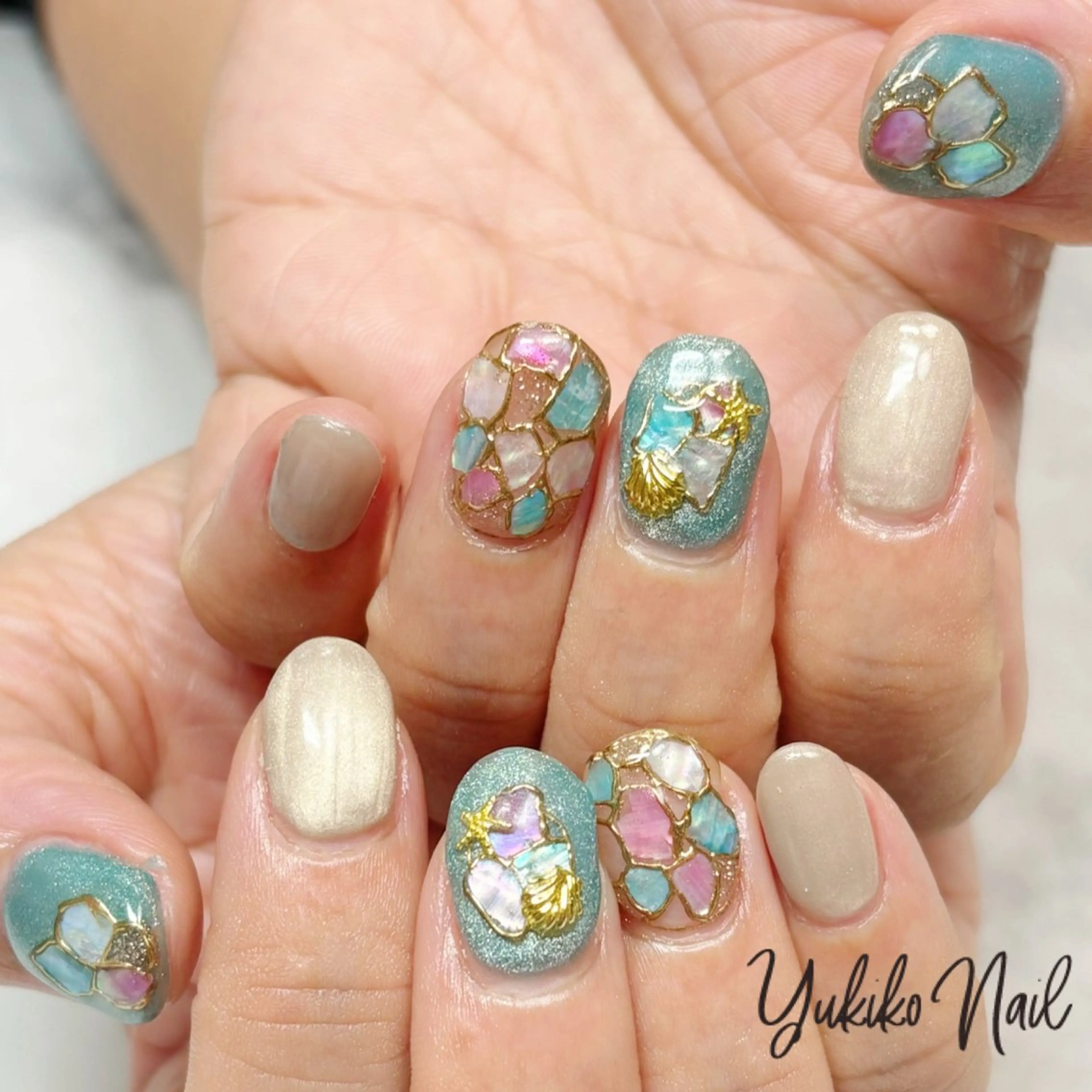 ネイル ゴージャス 夏ネイル ハンドネイル ユキコ ネイルのネイルデザイン