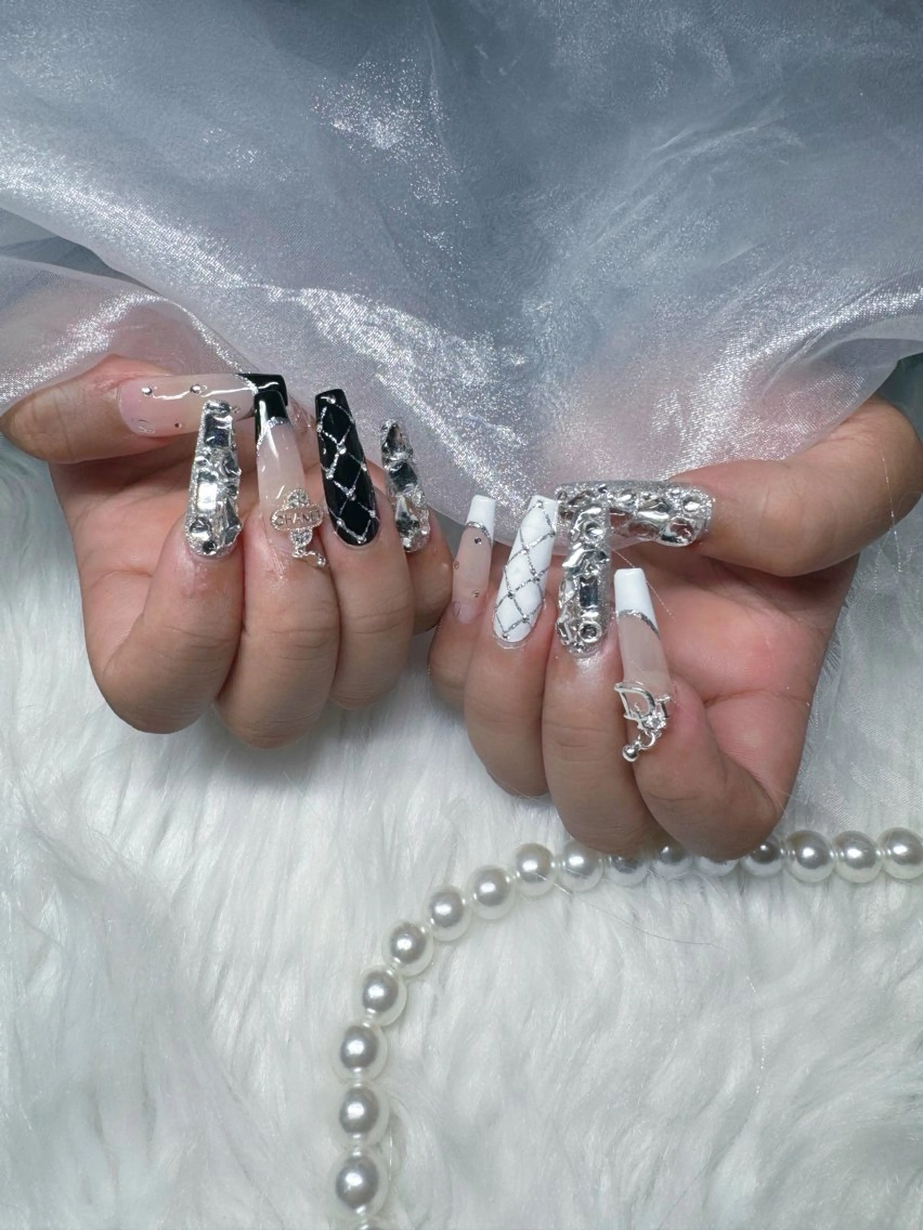 ネイル ハンドネイル Yudia Minoriのネイルデザイン