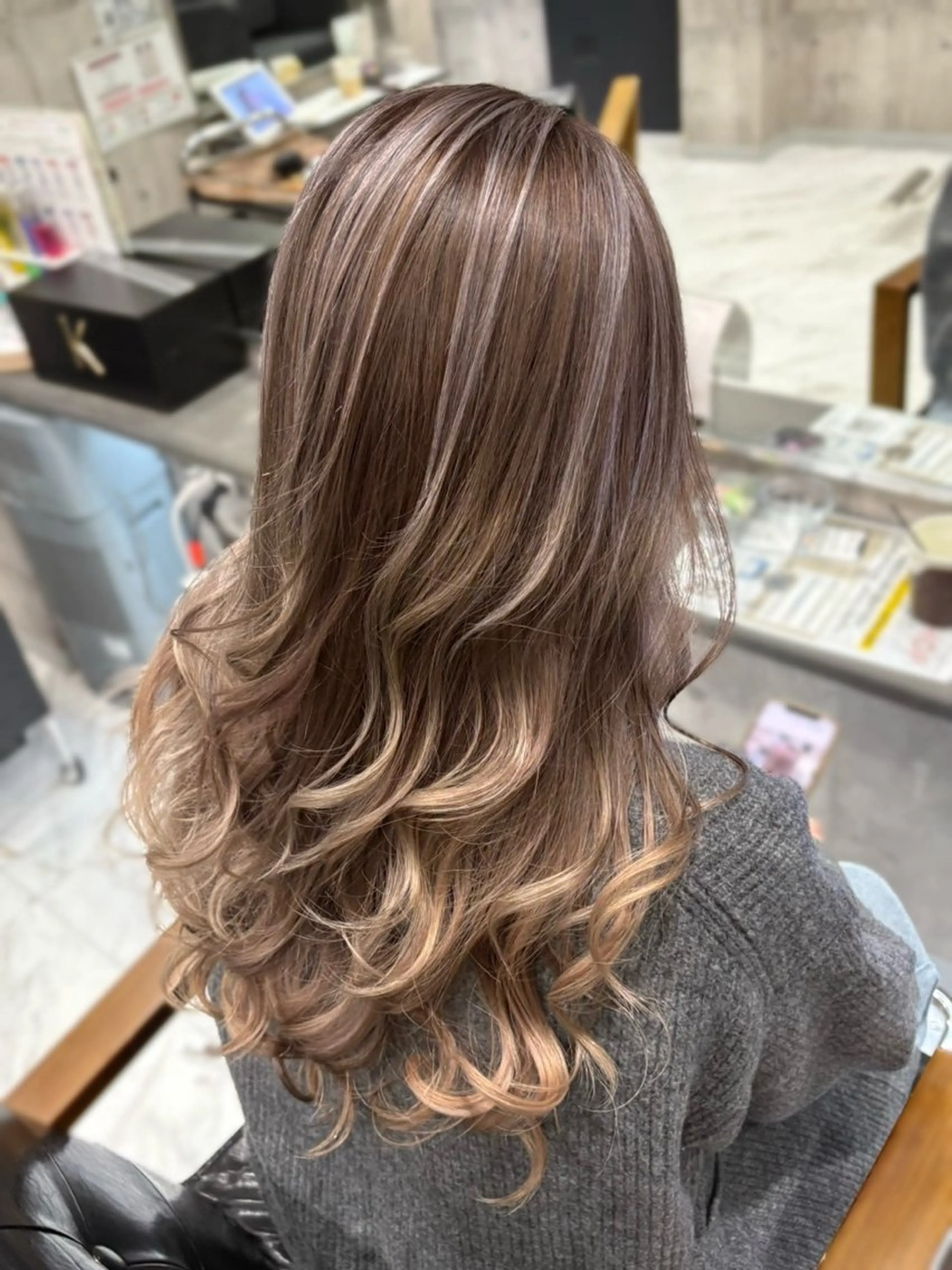 カラー ヘアカラー ♡韓国ハイトーンモテ カラー🧡ᩚMIKUのヘアスタイル