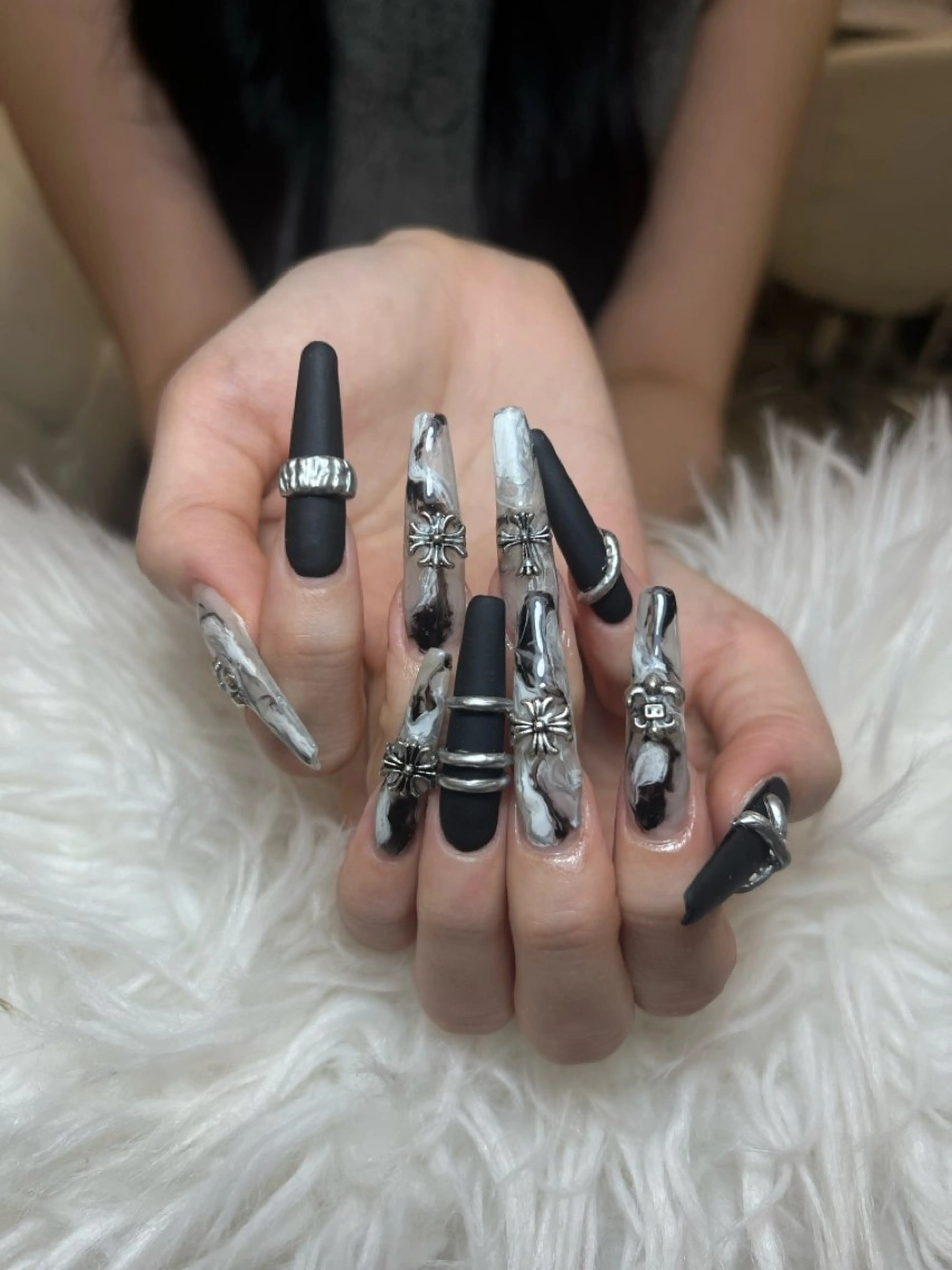 NEW OPEN 10本長さ出し+3Dフラワーネイルやり・やり放題・つけ放題 ¥15980 ➡️ ¥11980の写真