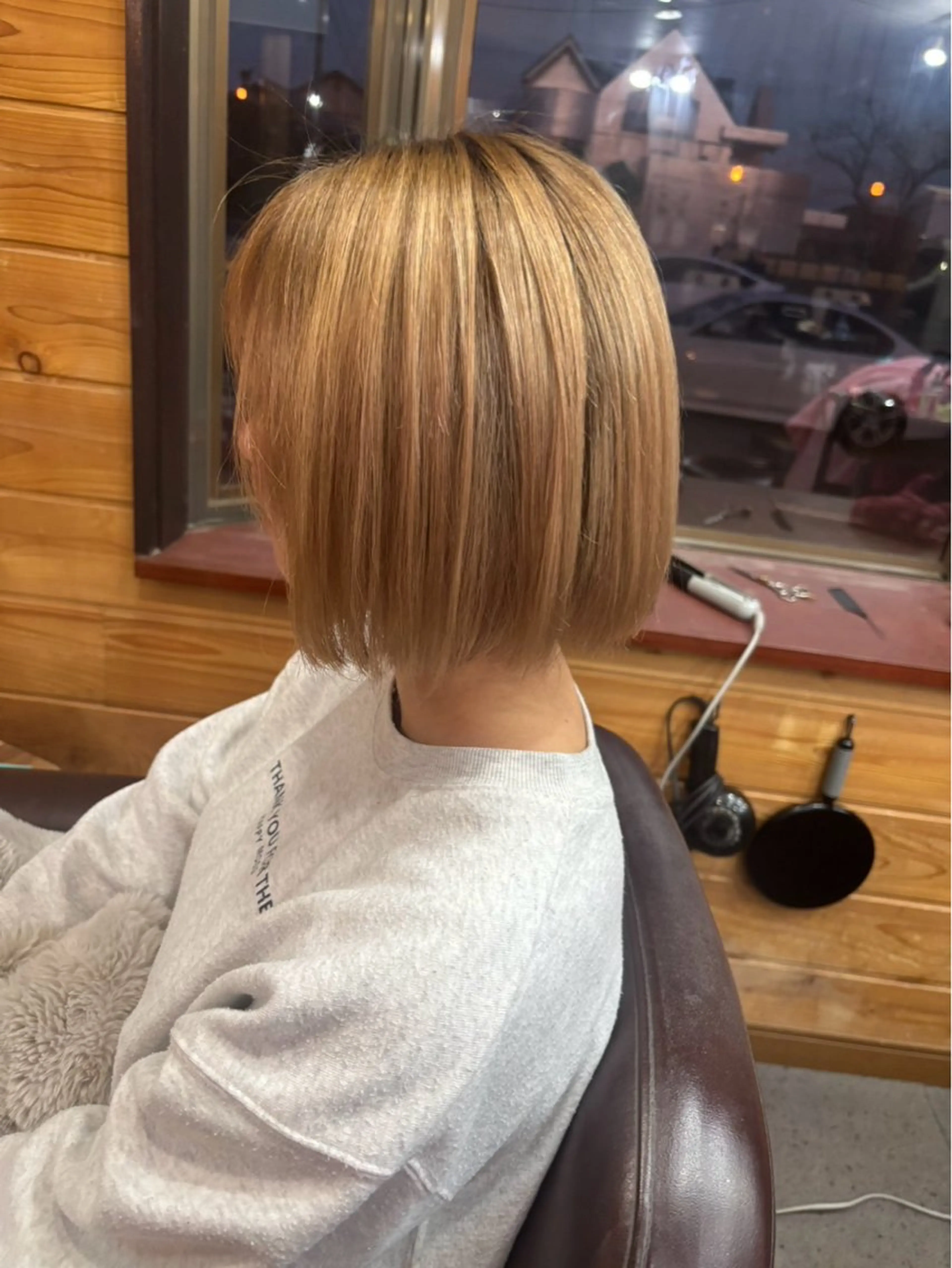 ショート ボブ カット 高橋 知輝のヘアスタイル