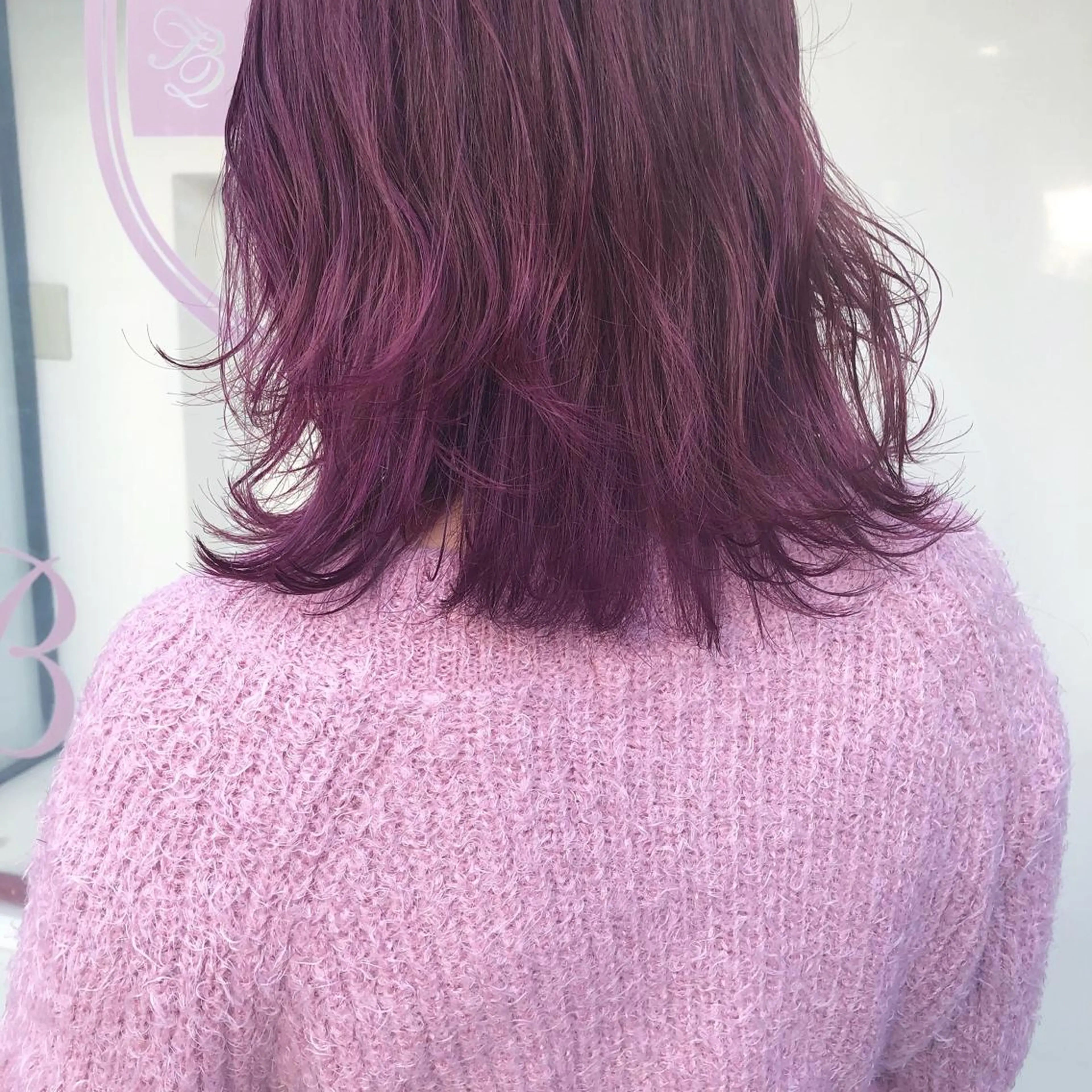 ミディアム カラー ヘアカラー 相川 愛実のヘアスタイル