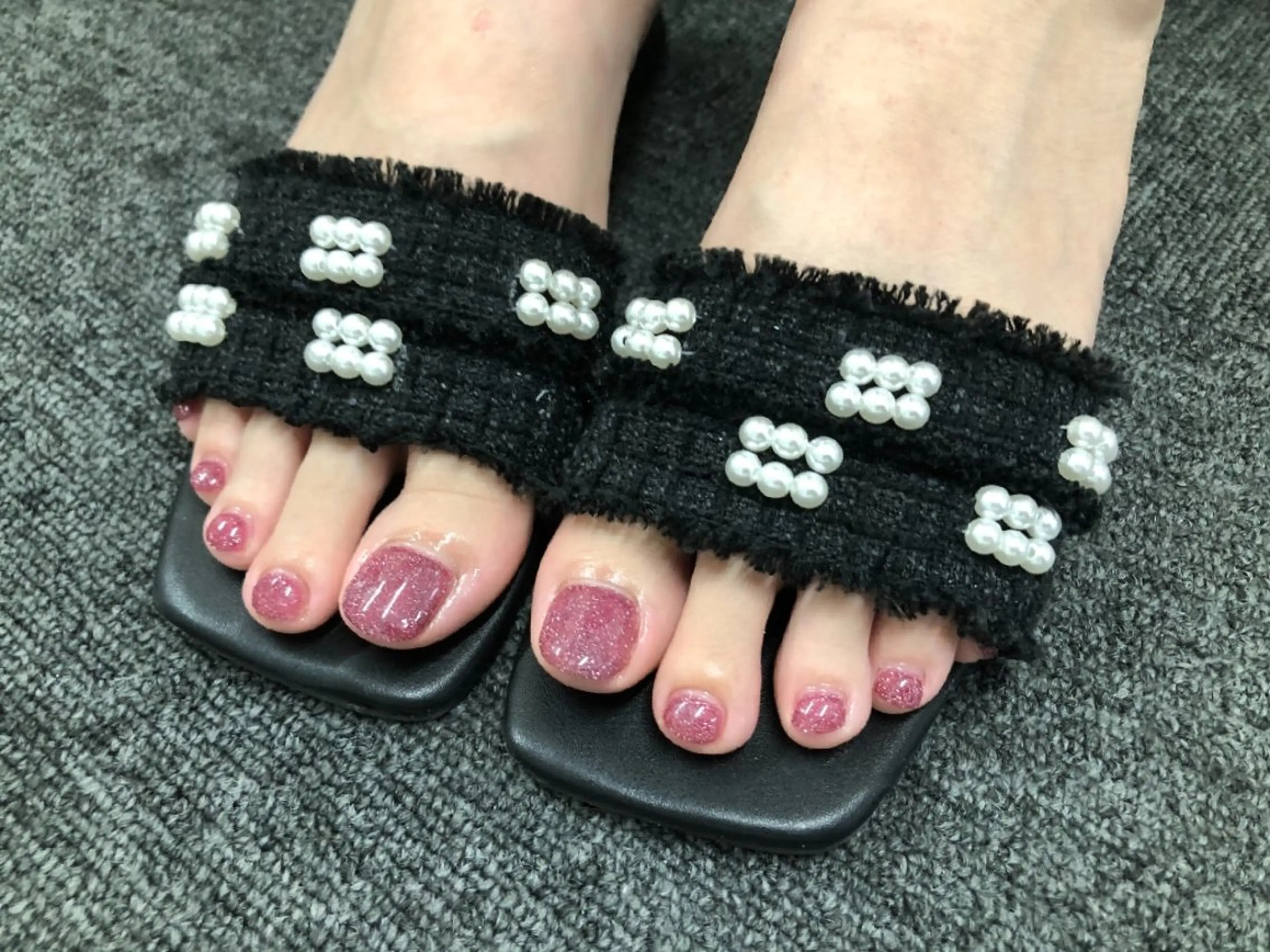 ネイル フラッシュネイル フットネイル キラキラネイル 心斎橋Salon Epokkuのネイルデザイン