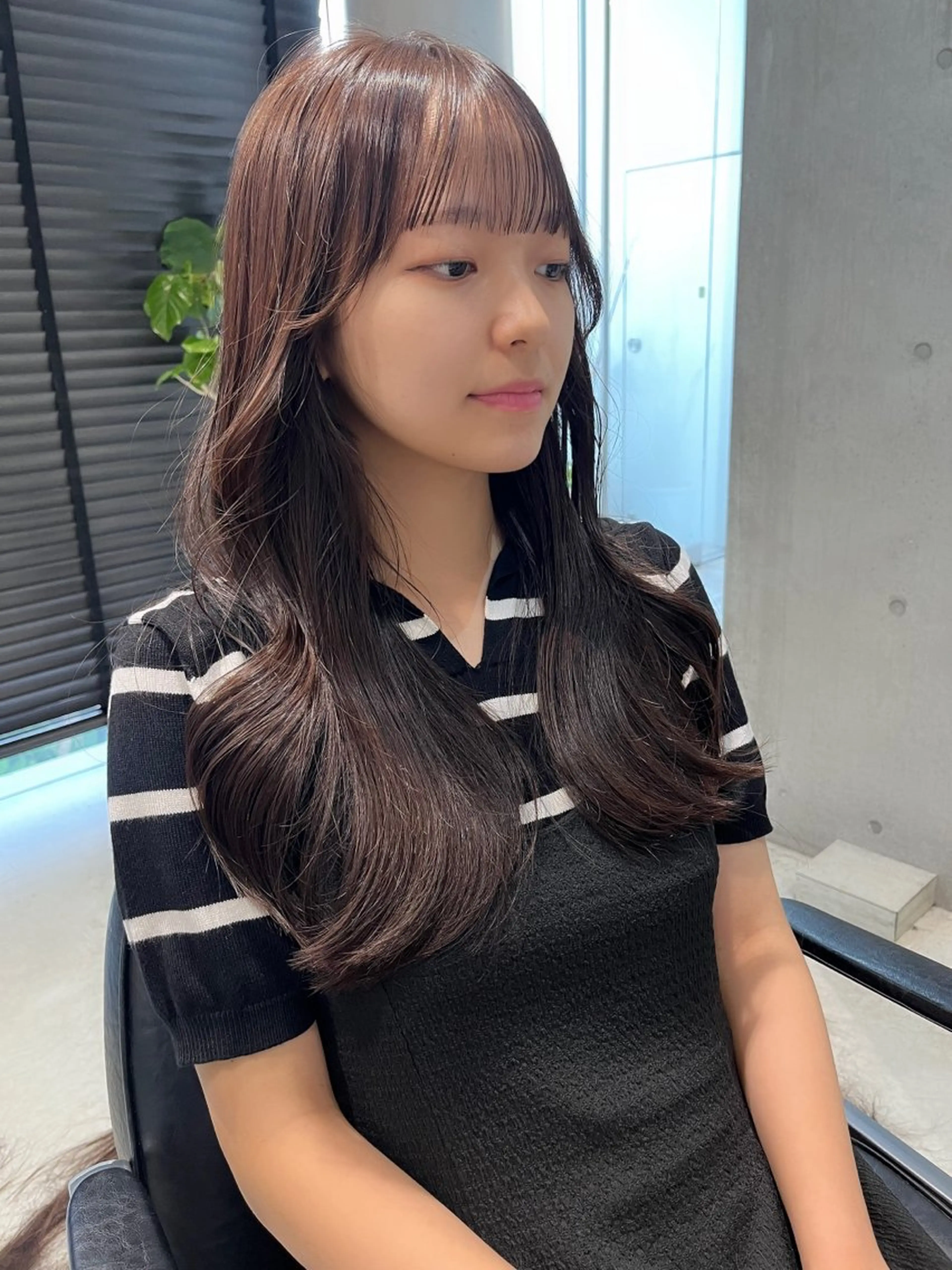 ロング カラー パーマ ヘアアレンジ ヘアカラー トリートメント 透明感/オリーブ/ グレージュ/YUKAのヘアスタイル