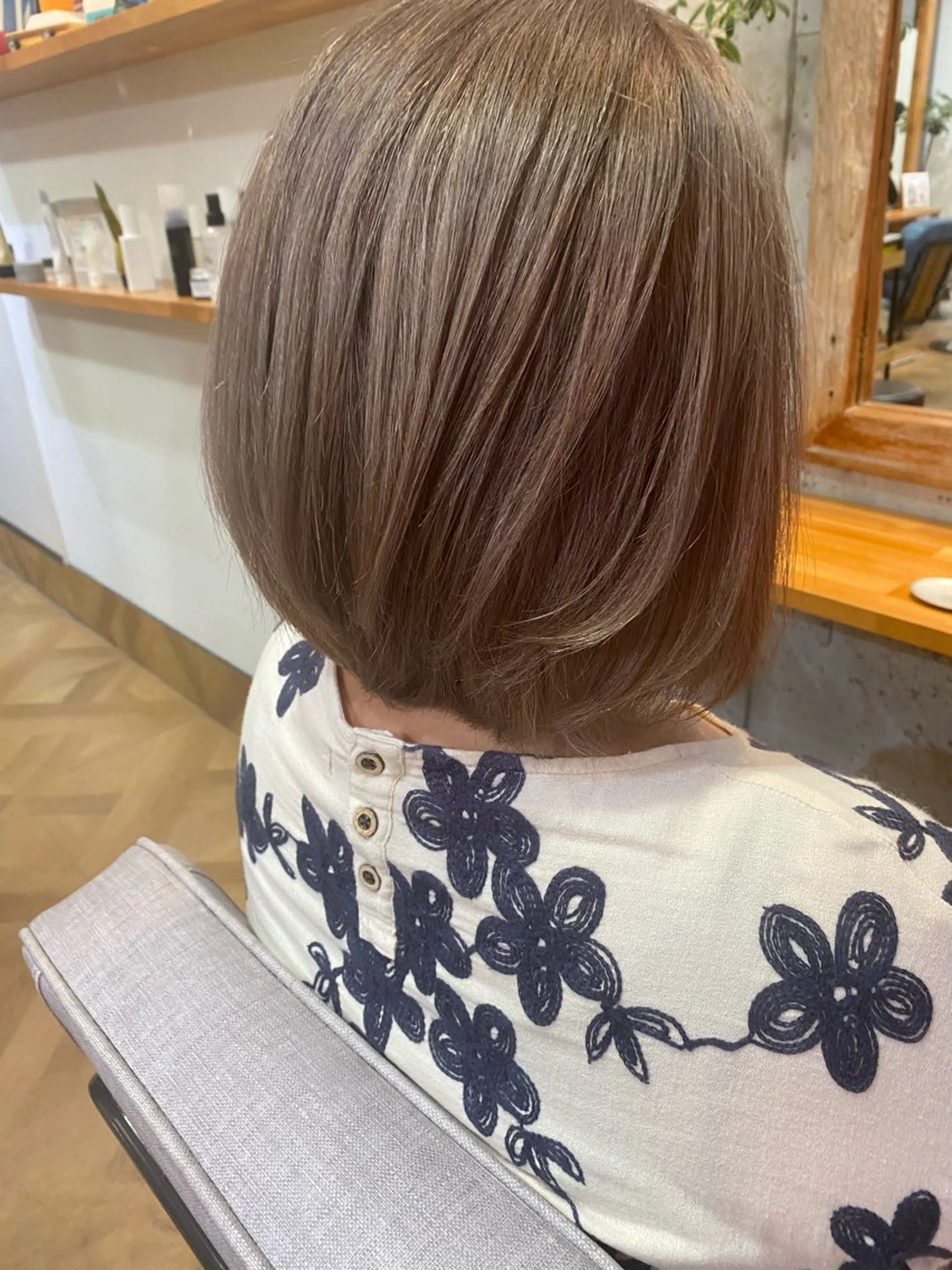 ショート カラー シールエクステ 🪽CHIAKIのヘアスタイル