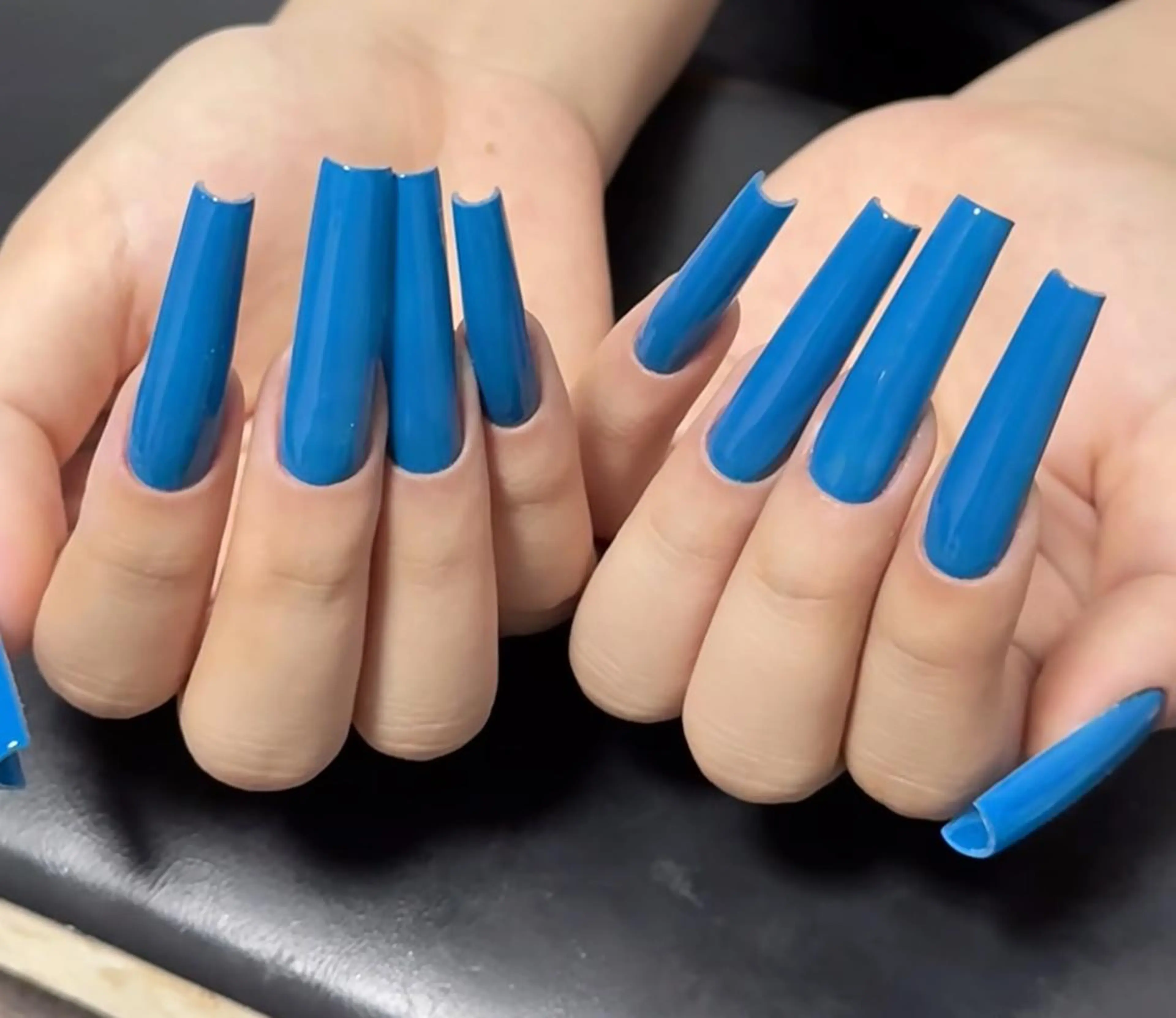 ネイル ハンドネイル 🎀 Ayaka_nailのネイルデザイン