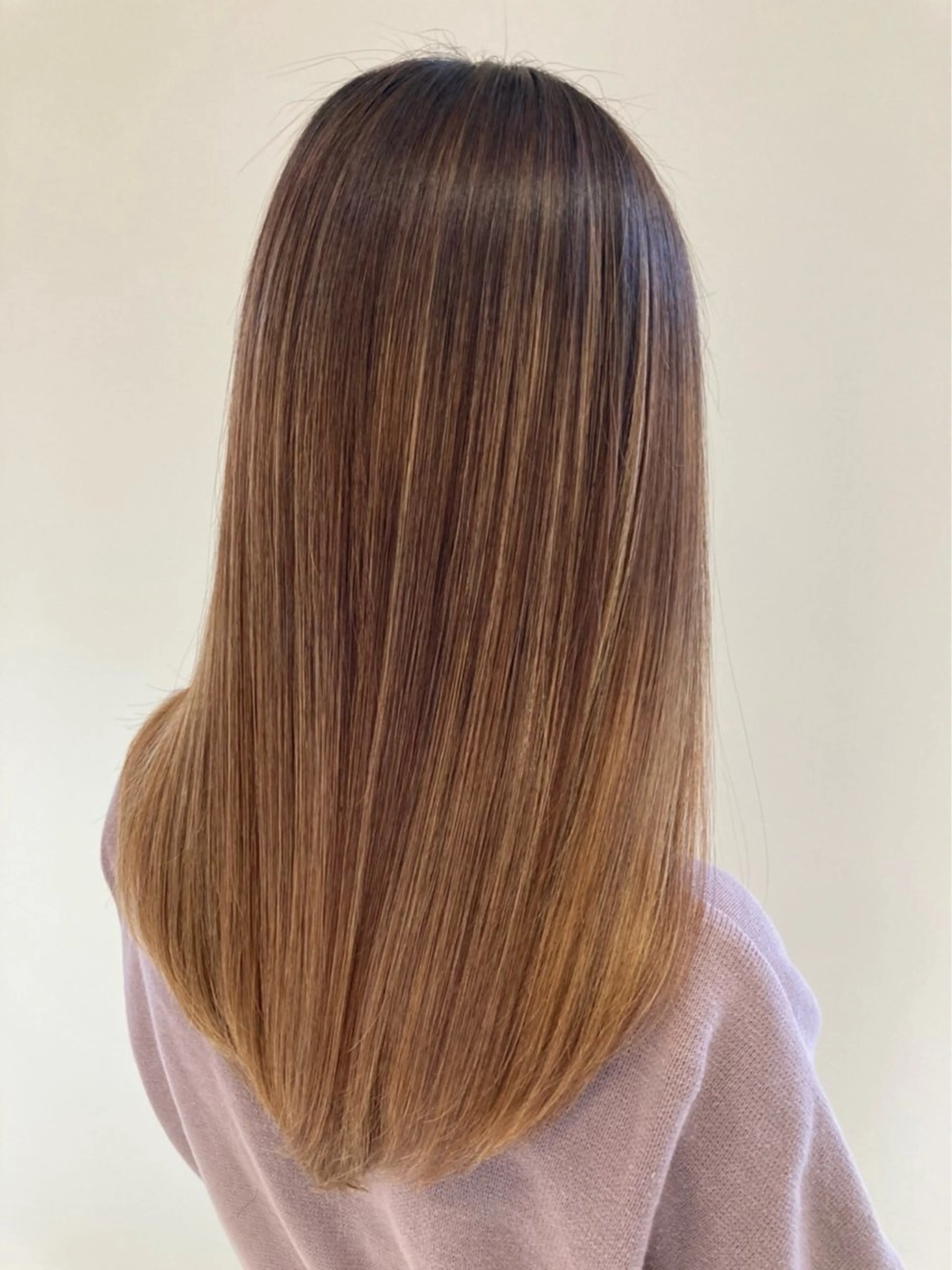 カラー ベージュカラー ハイライトカラー トリートメント 目黒 優衣のヘアスタイル