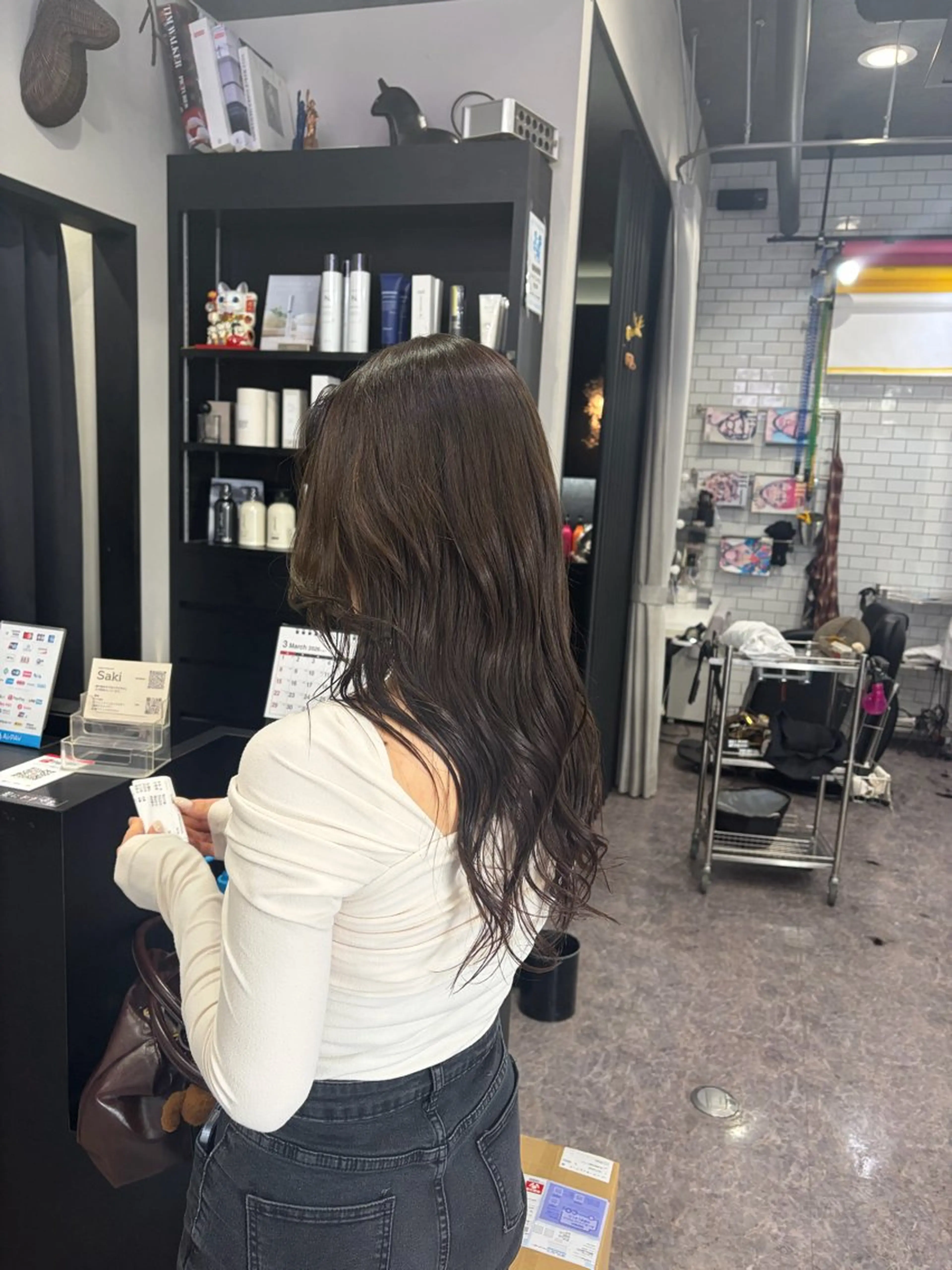 ロング カラー カット ヘアカラー 友滝 真菜美のヘアスタイル