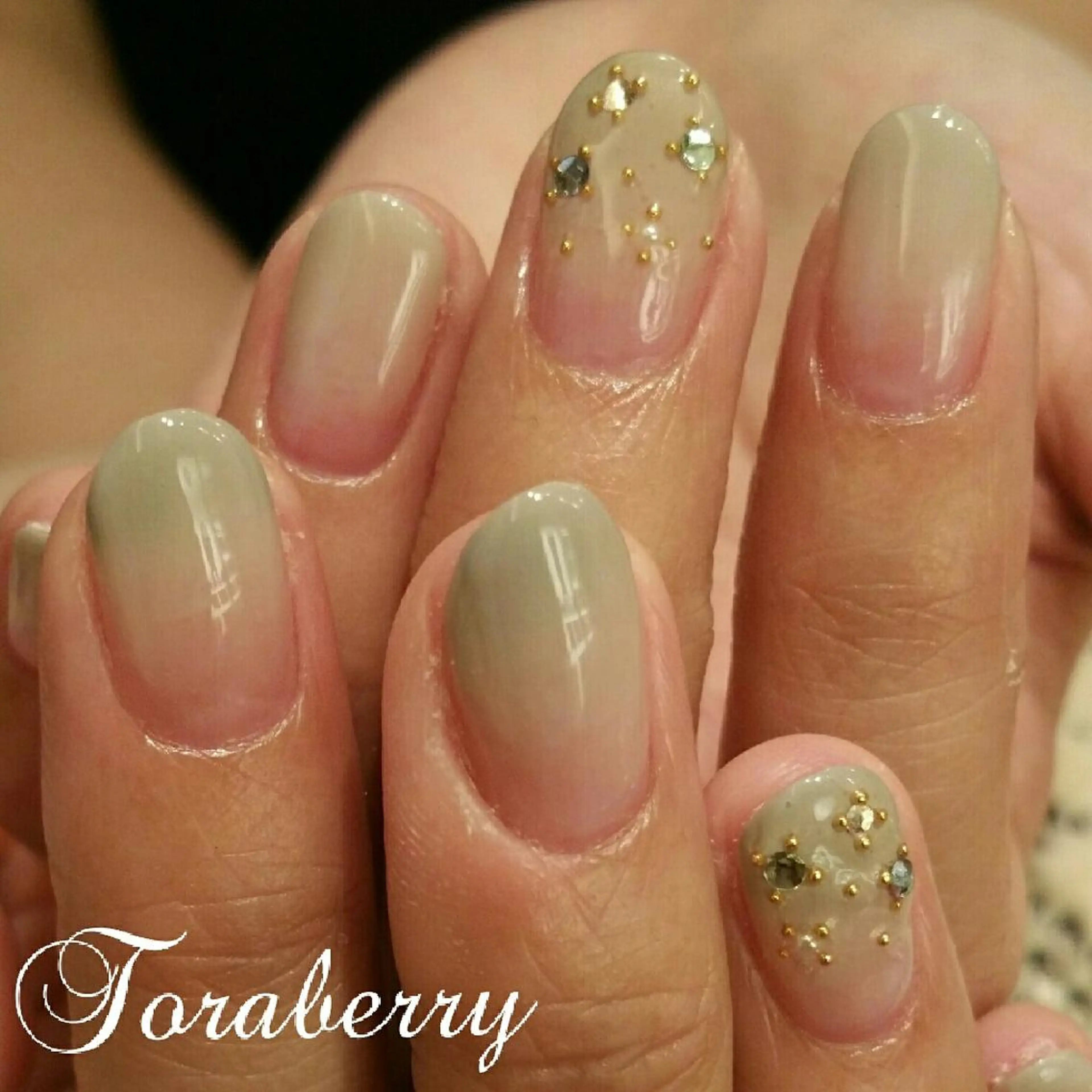 ネイル グラデーション ネイリスト なつみのネイルデザイン