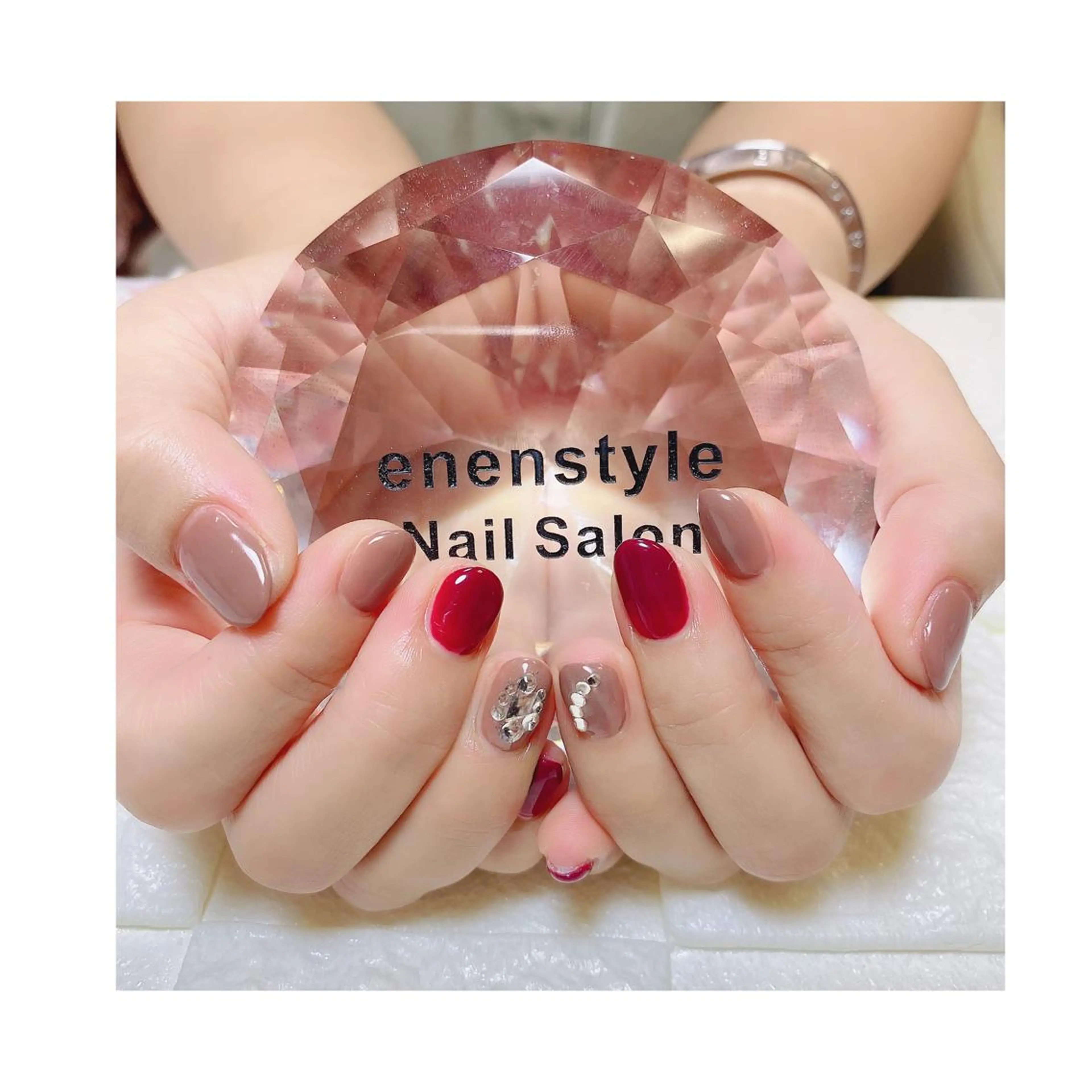 ショート ネイル ハンドネイル 👑enen style👑のネイルデザイン