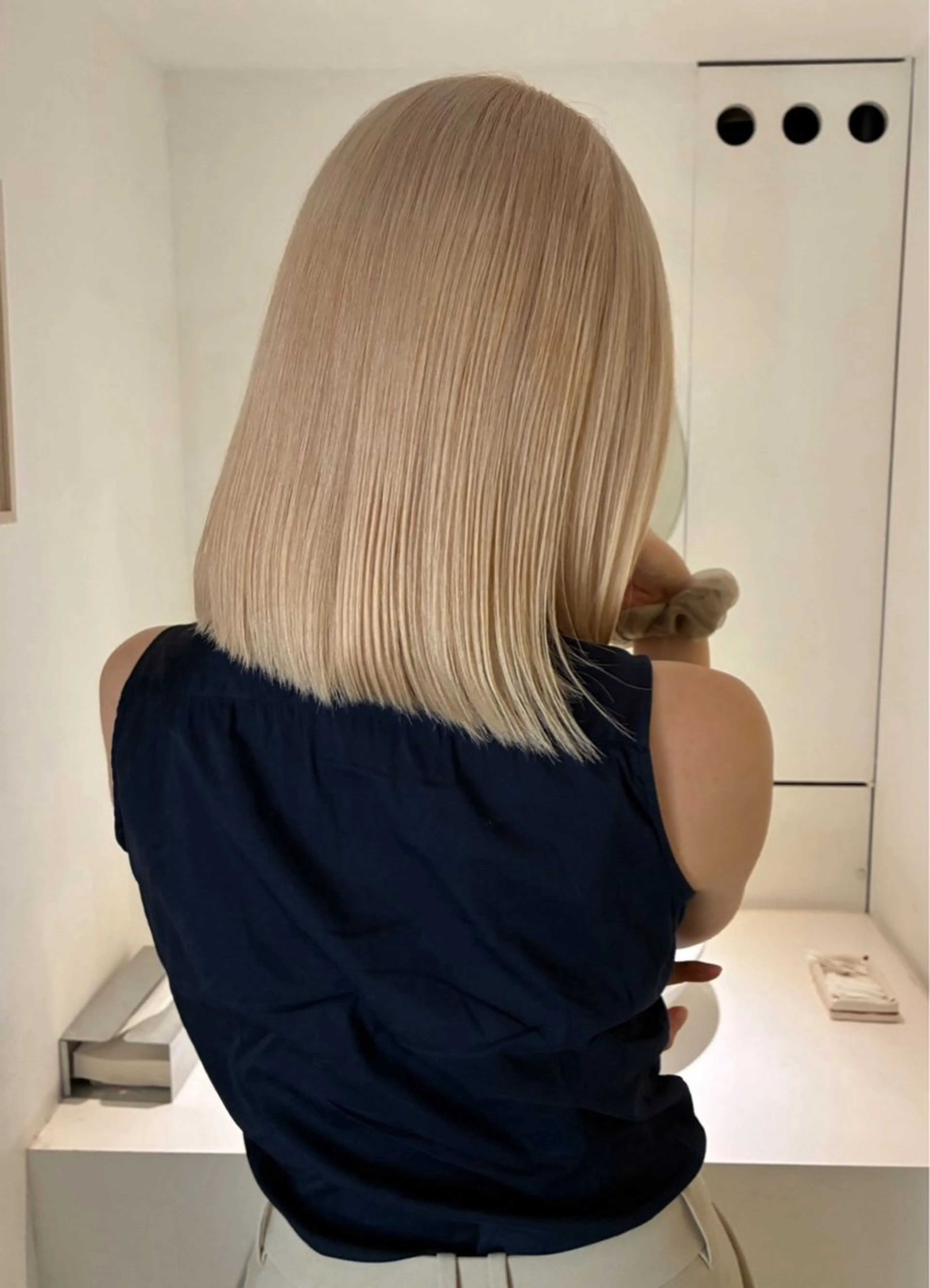 ミディアム カラー ヘアカラー トリートメント yukie/ ブリーチカラーのヘアスタイル