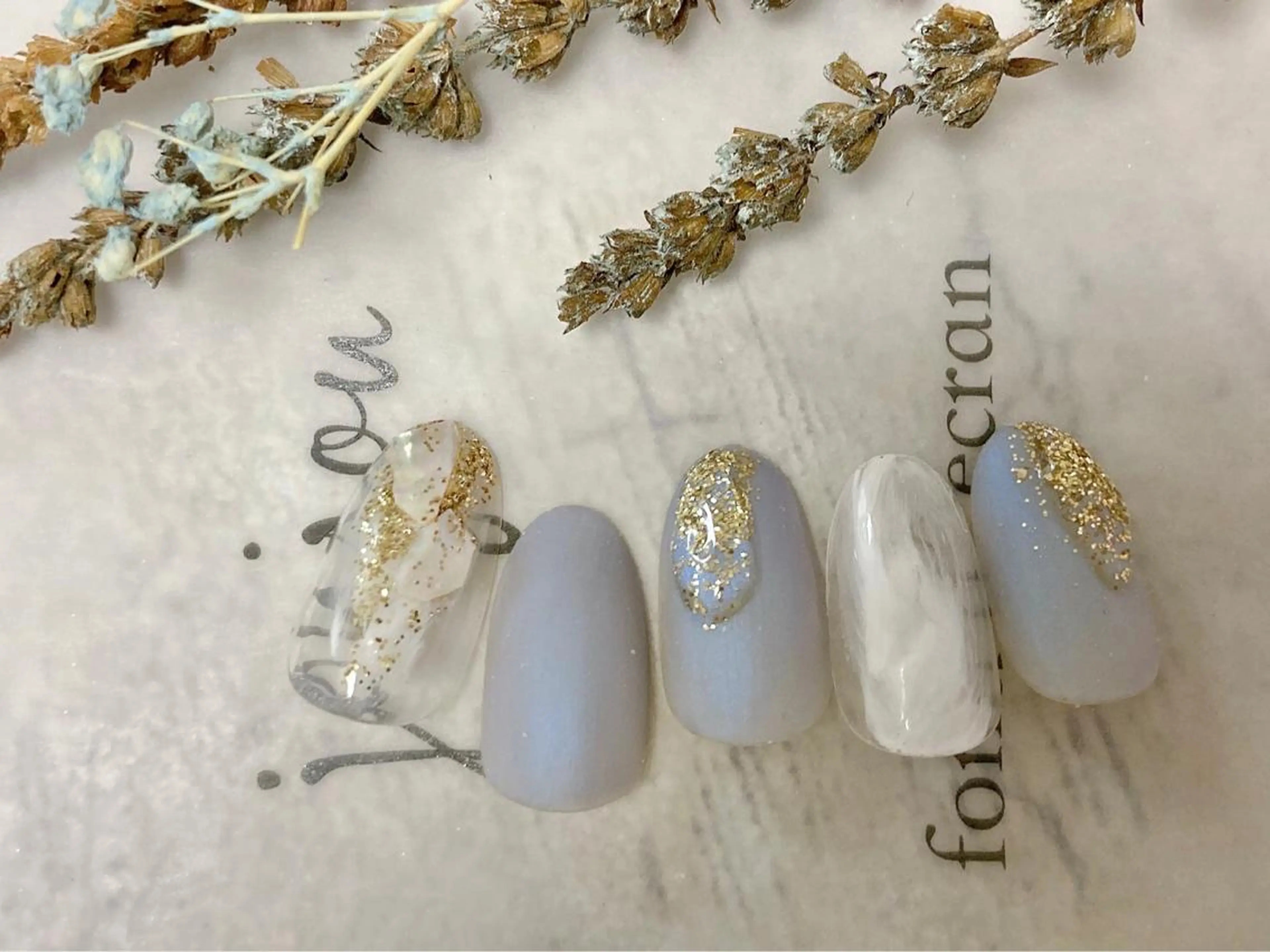 ネイル mogunail &blowのネイルデザイン