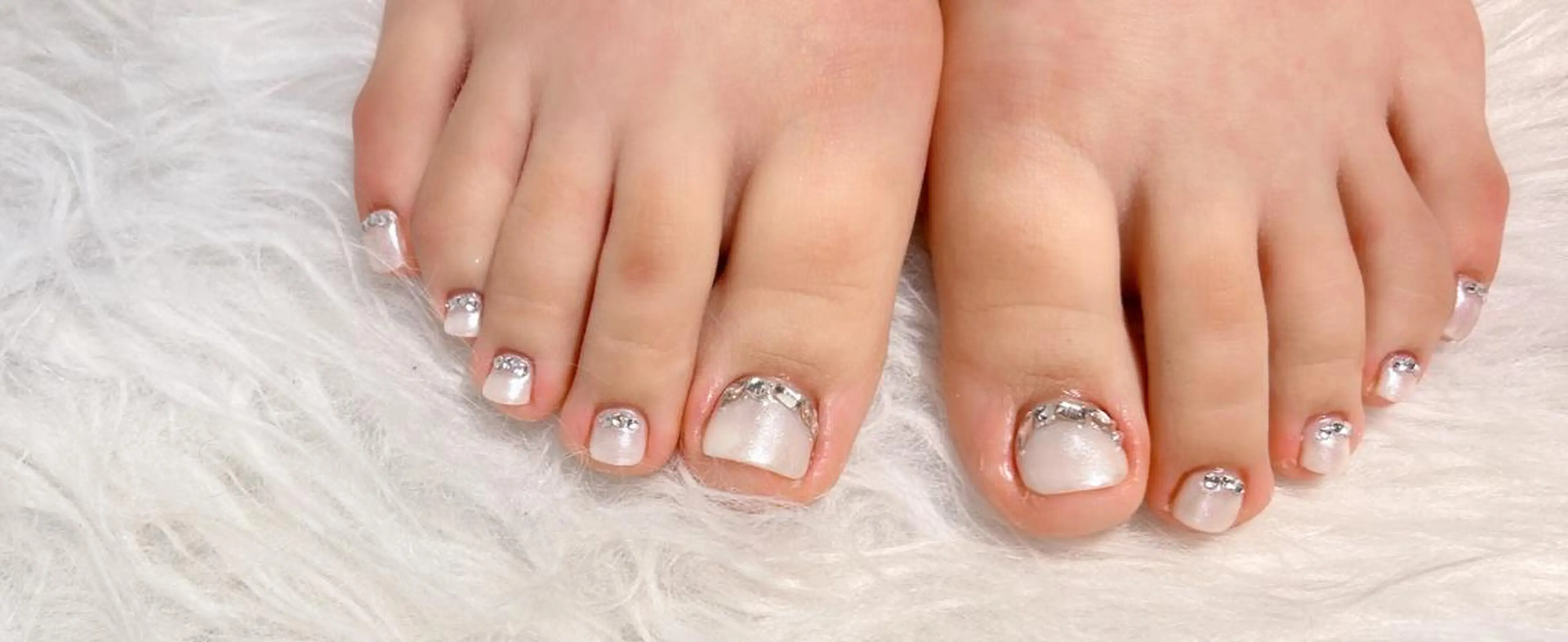 ネイル VIVIAN リサのネイルデザイン