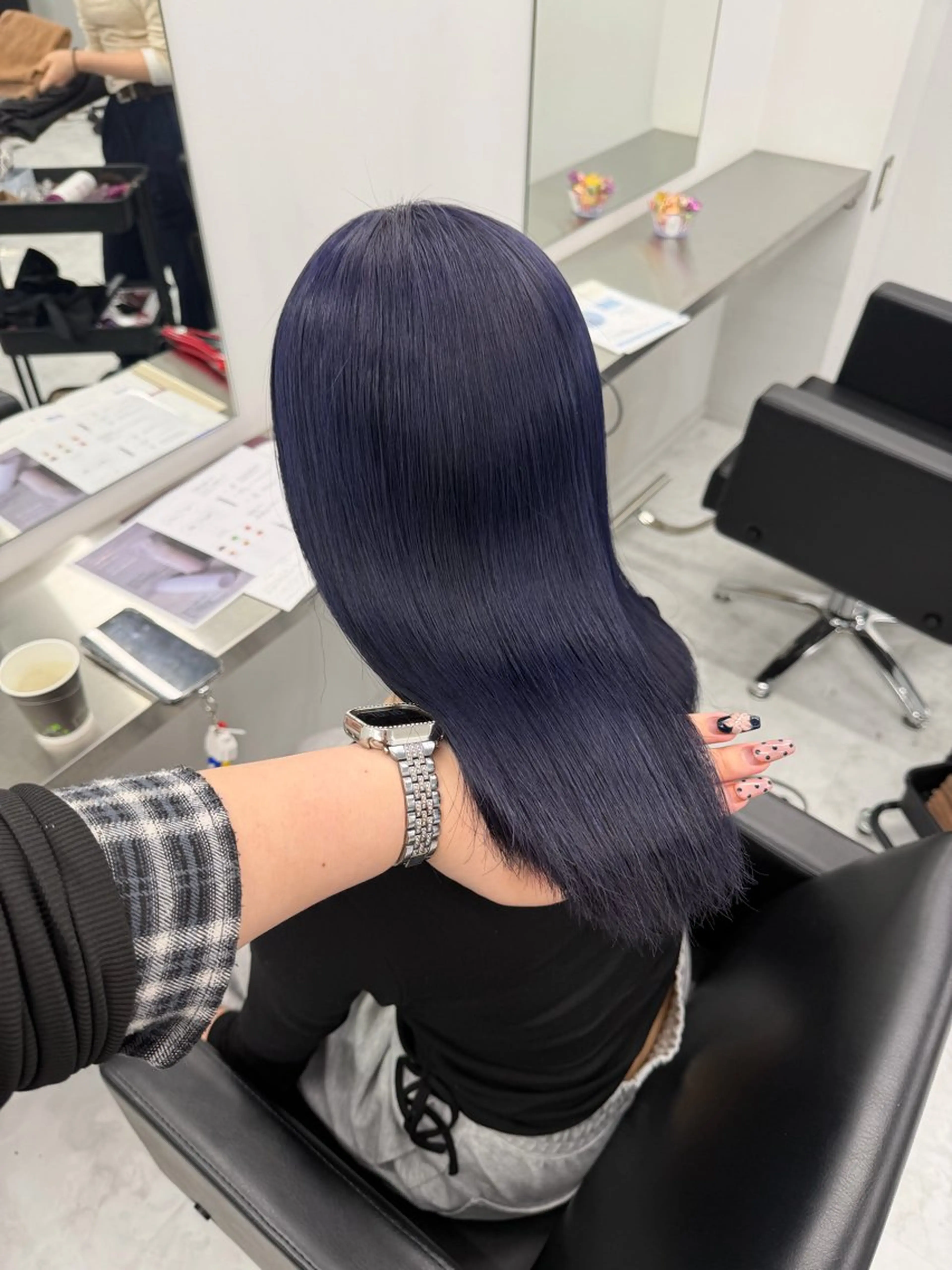 ミディアム うる艶🫧寒色カラー 💜🦋🫧ミズキのヘアスタイル