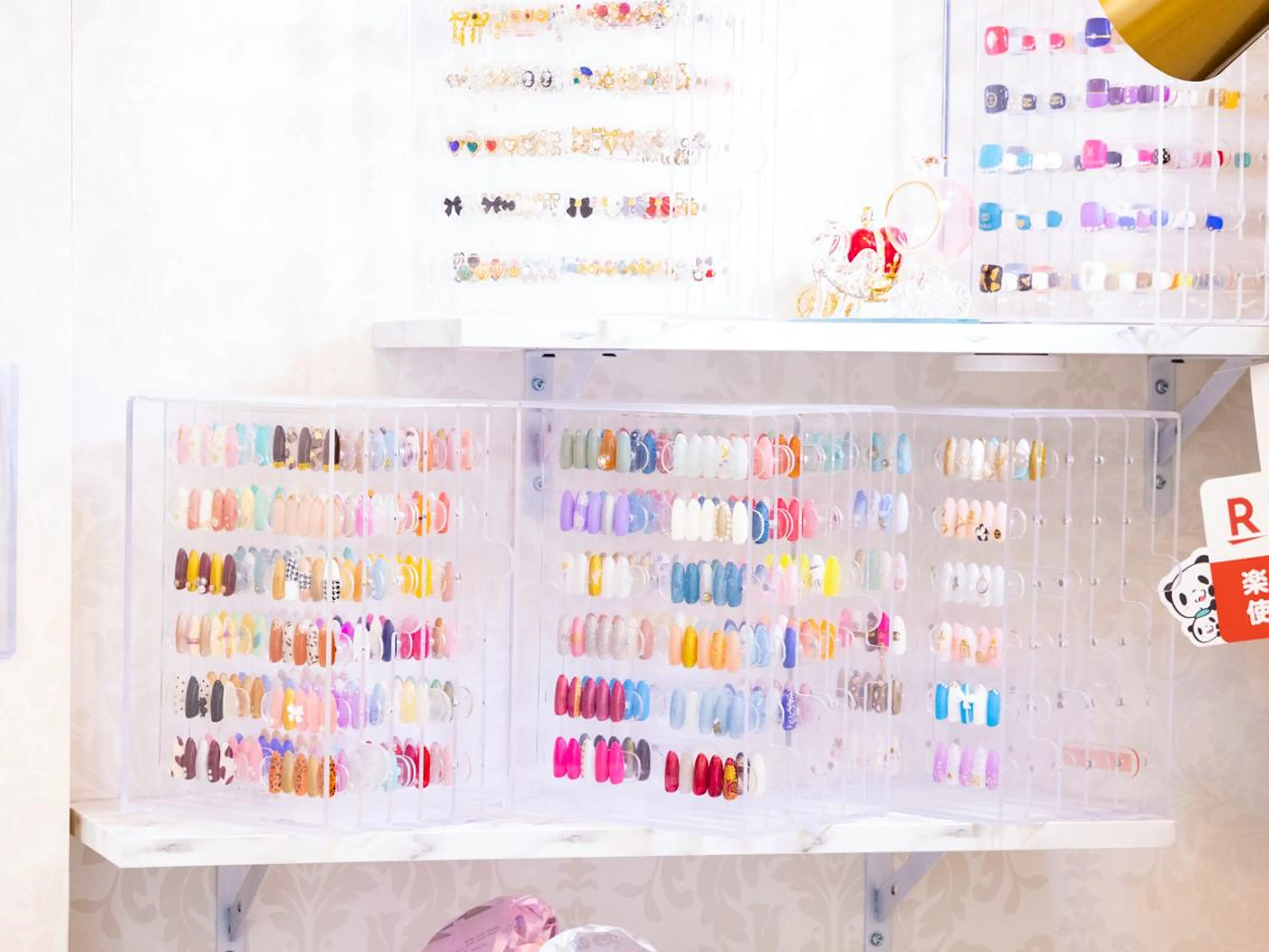 ネイル サロン名Ariel KANAのネイルデザイン