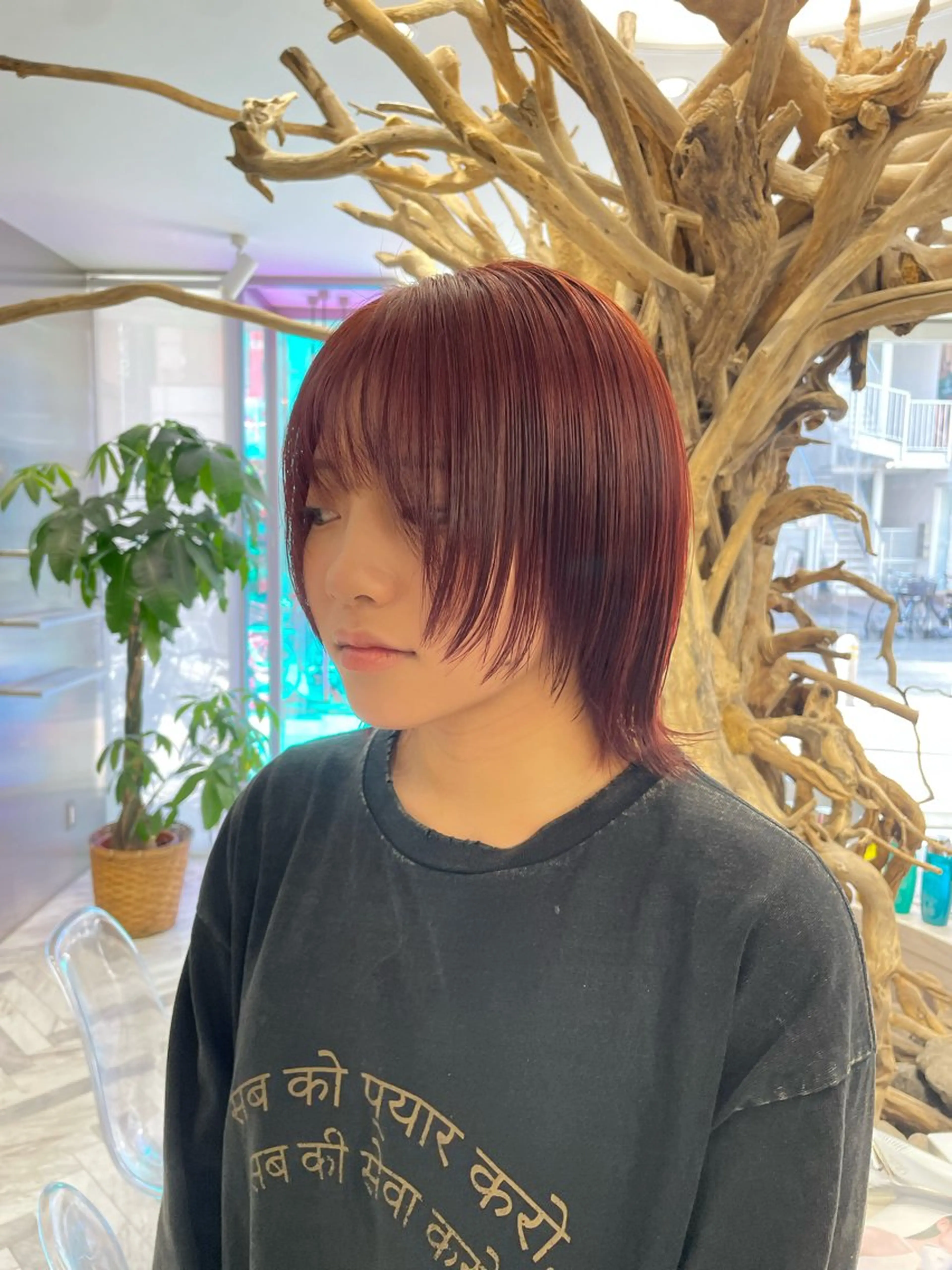 セミロング カラー セミロングパーマ バレイヤージュ ブリーチ ケアブリーチ ダブルカラー フェザーショート⚡️ REONのヘアスタイル