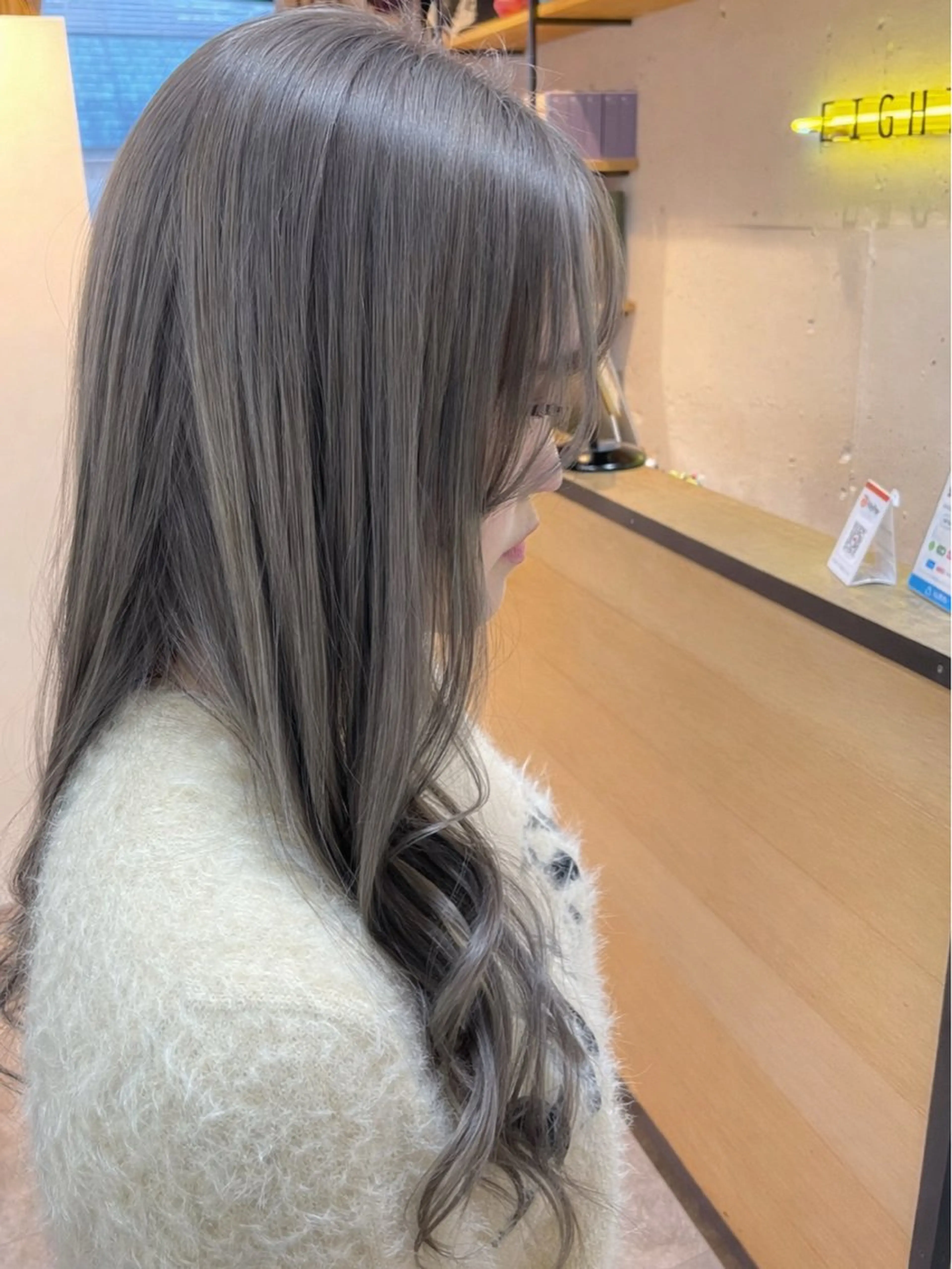 ロング ヘアカラー トリートメント EIGHT サイショ ミズキのヘアスタイル