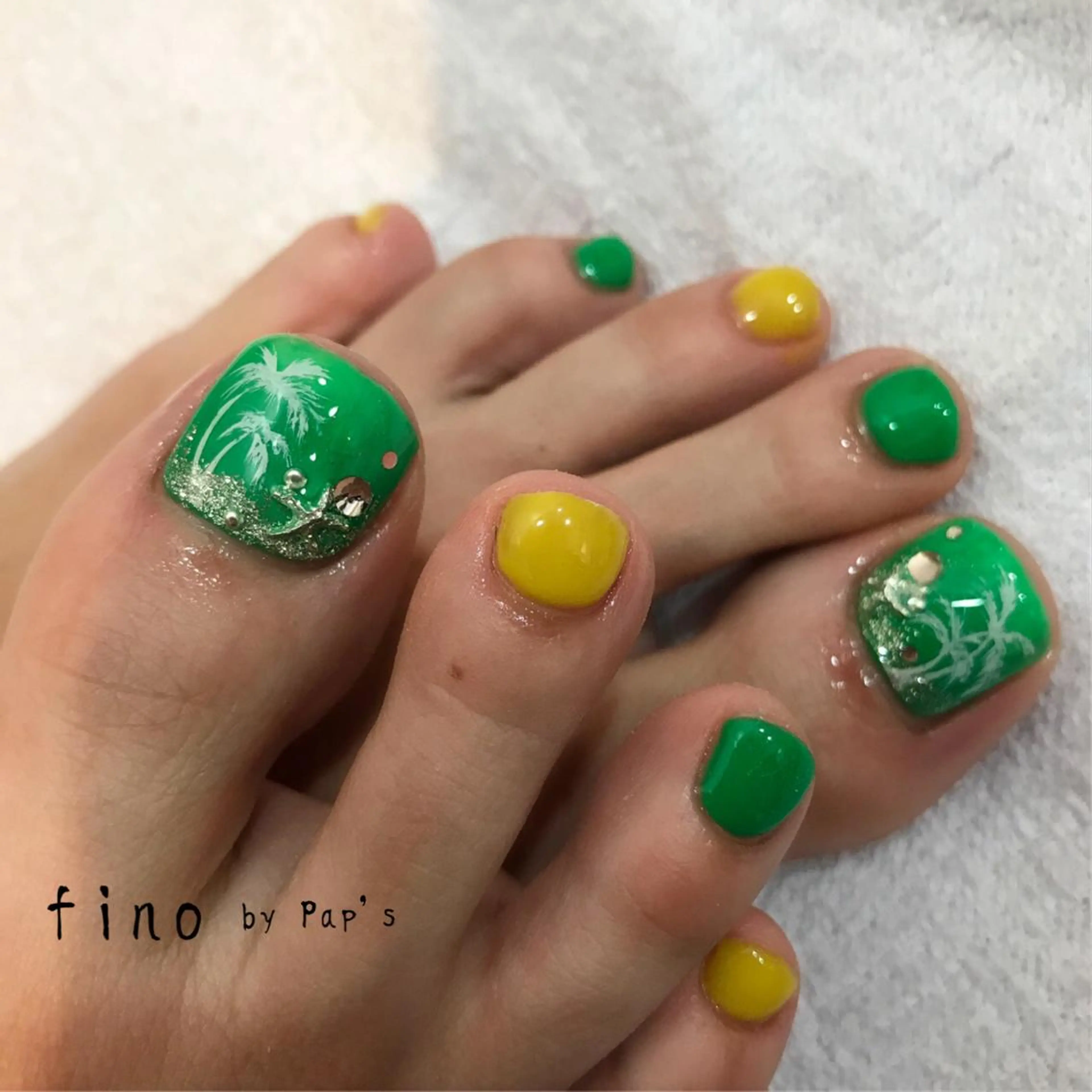 ネイル 西畠 真由美のネイルデザイン