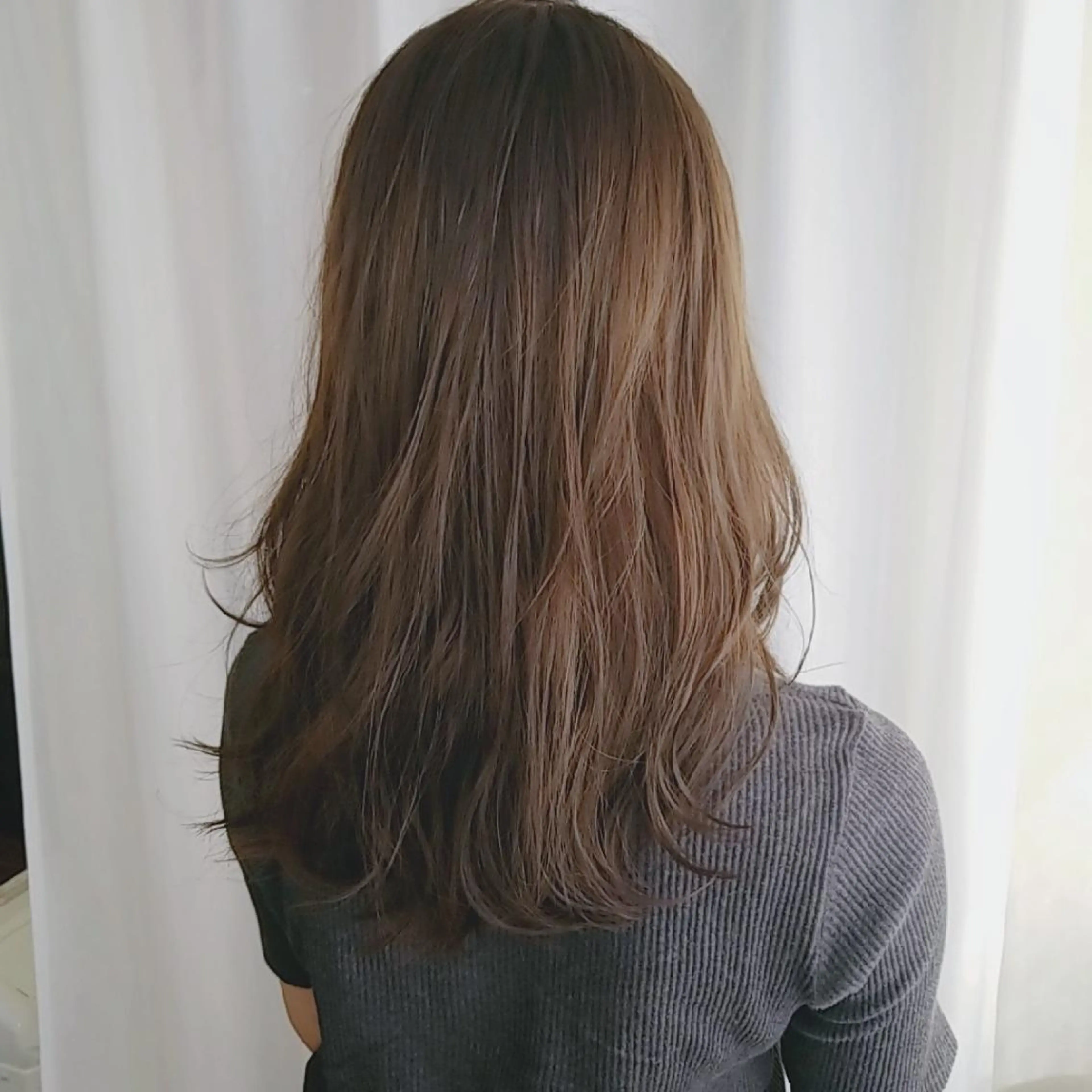 ロング カラー パーマ 伊藤 功士のヘアスタイル