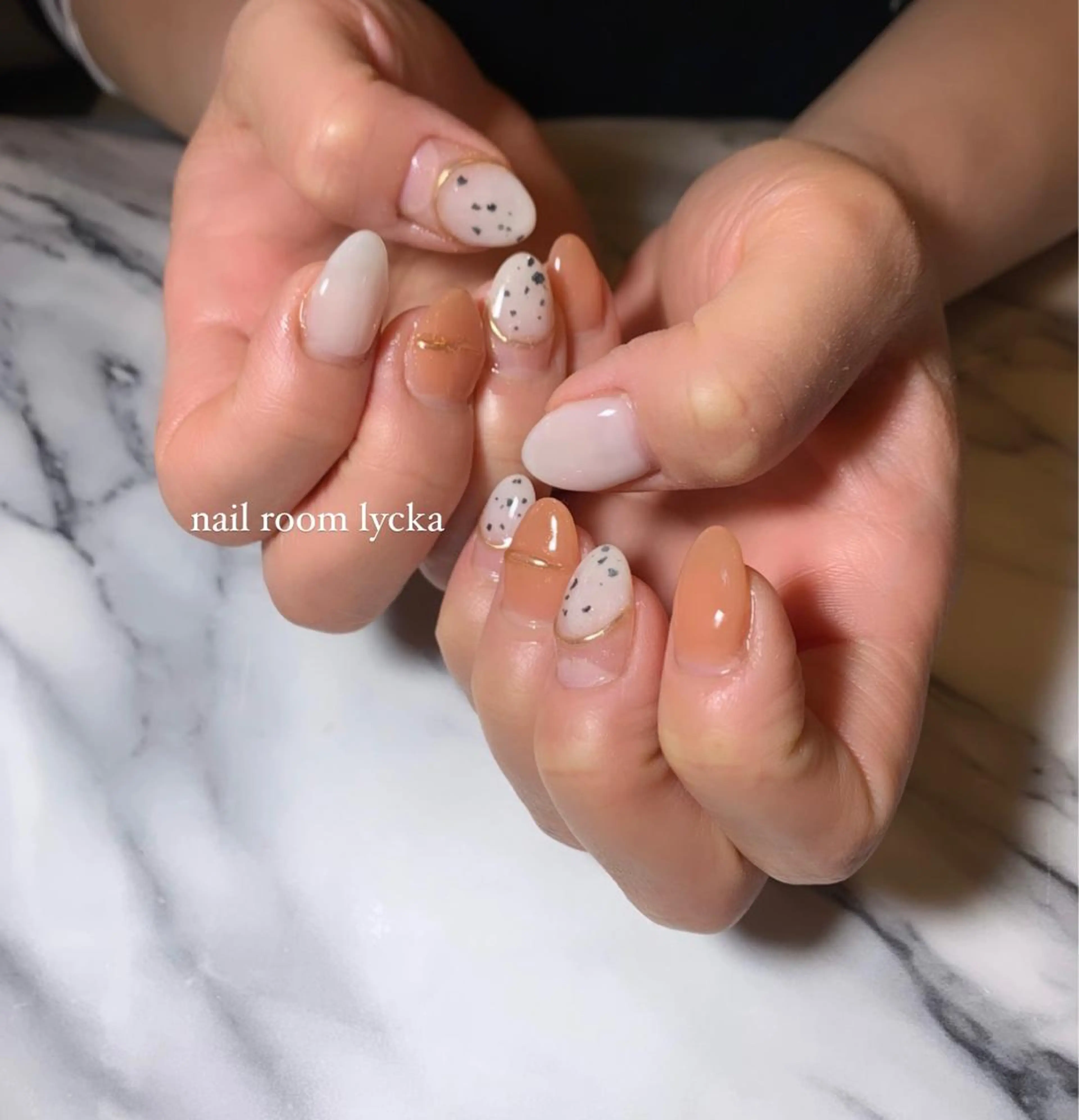 ネイル ﾈｲﾙﾙｰﾑﾘｯｶ 𝐦𝐚𝐲𝐮のネイルデザイン