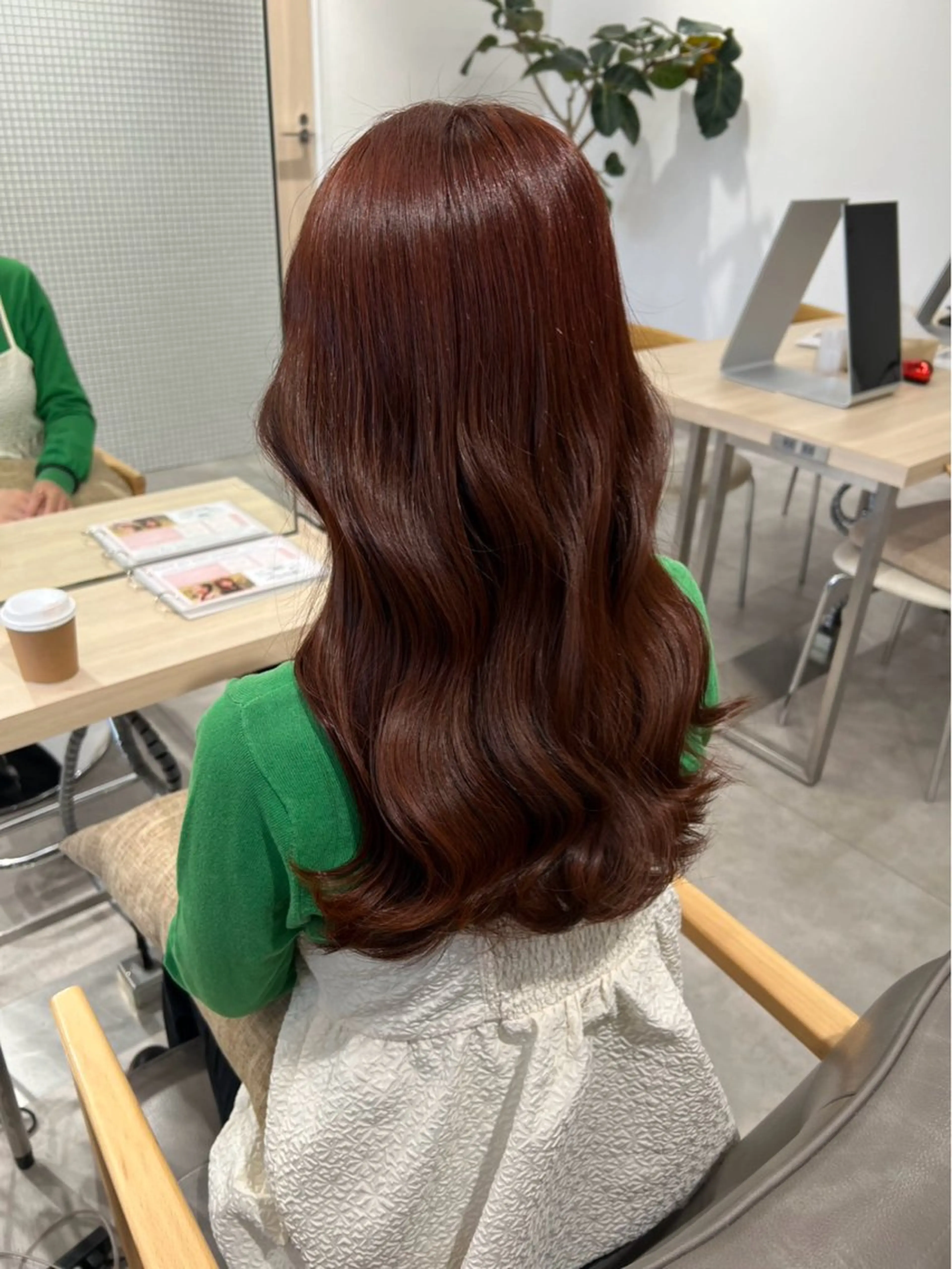 ロング 小泉 あゆみのヘアスタイル