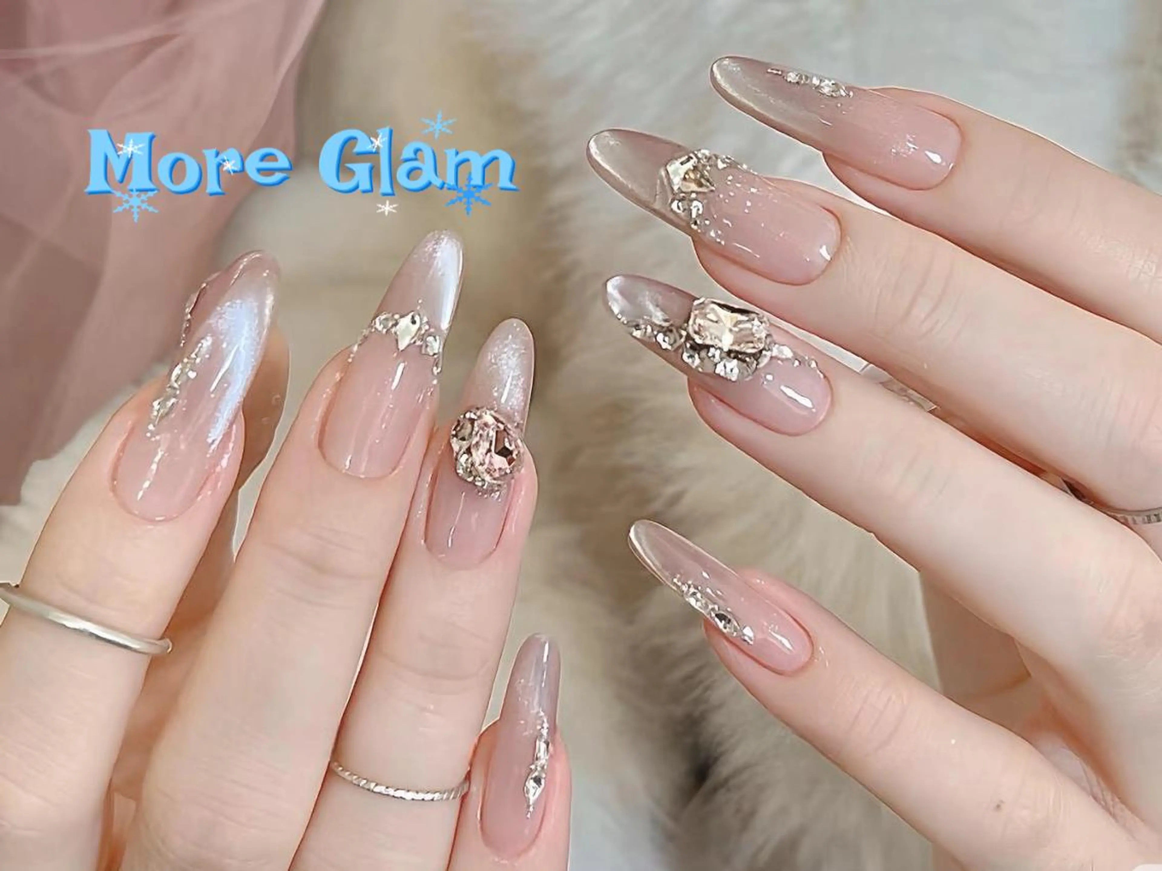 ネイル 長さ出し フットネイル フレンチネイル ジェルネイル ガラスフレンチ More Glam 池袋東口店のネイルデザイン