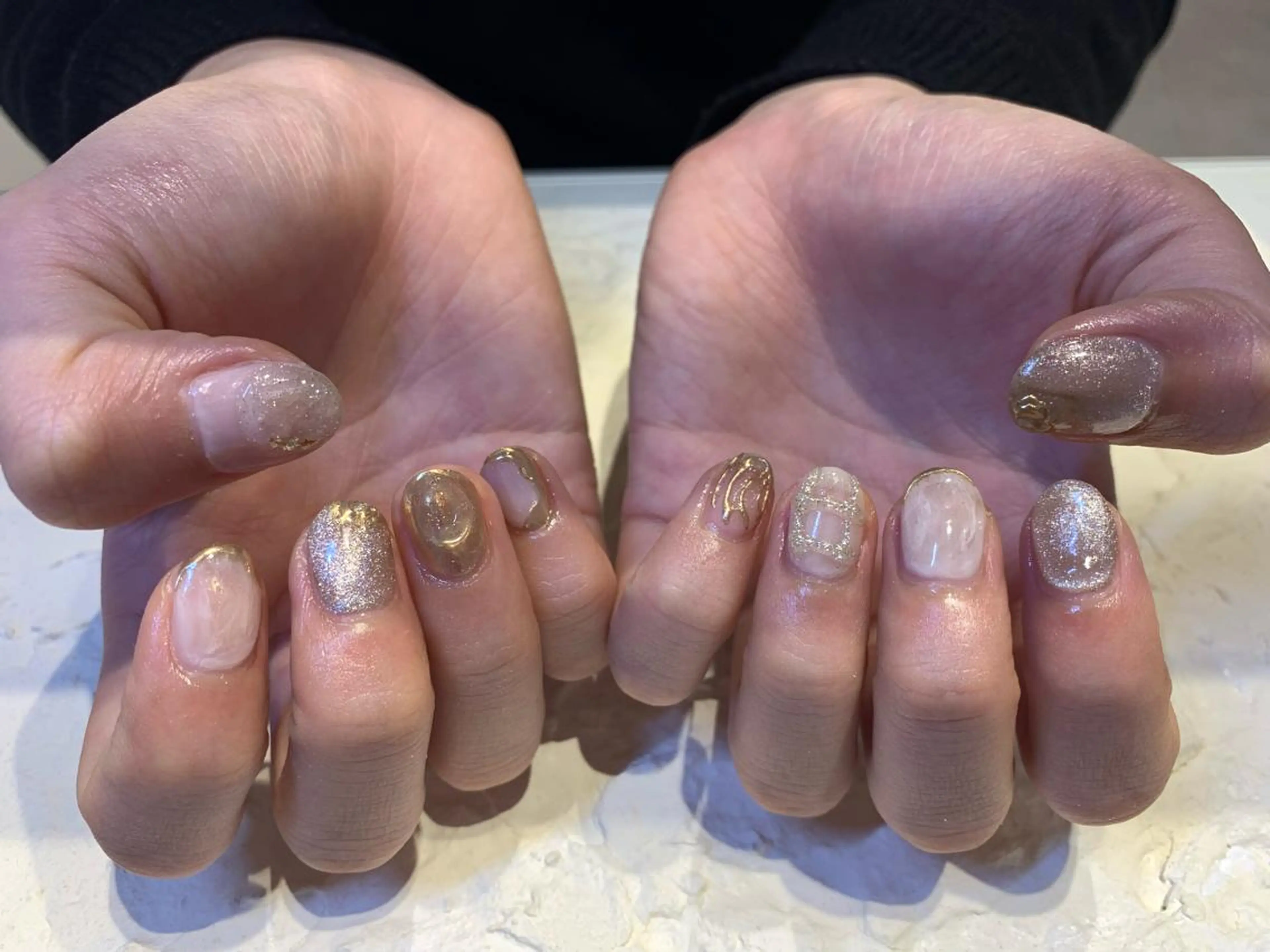 ネイル 持ち込み ニュアンスネイル マキノ ユイのネイルデザイン