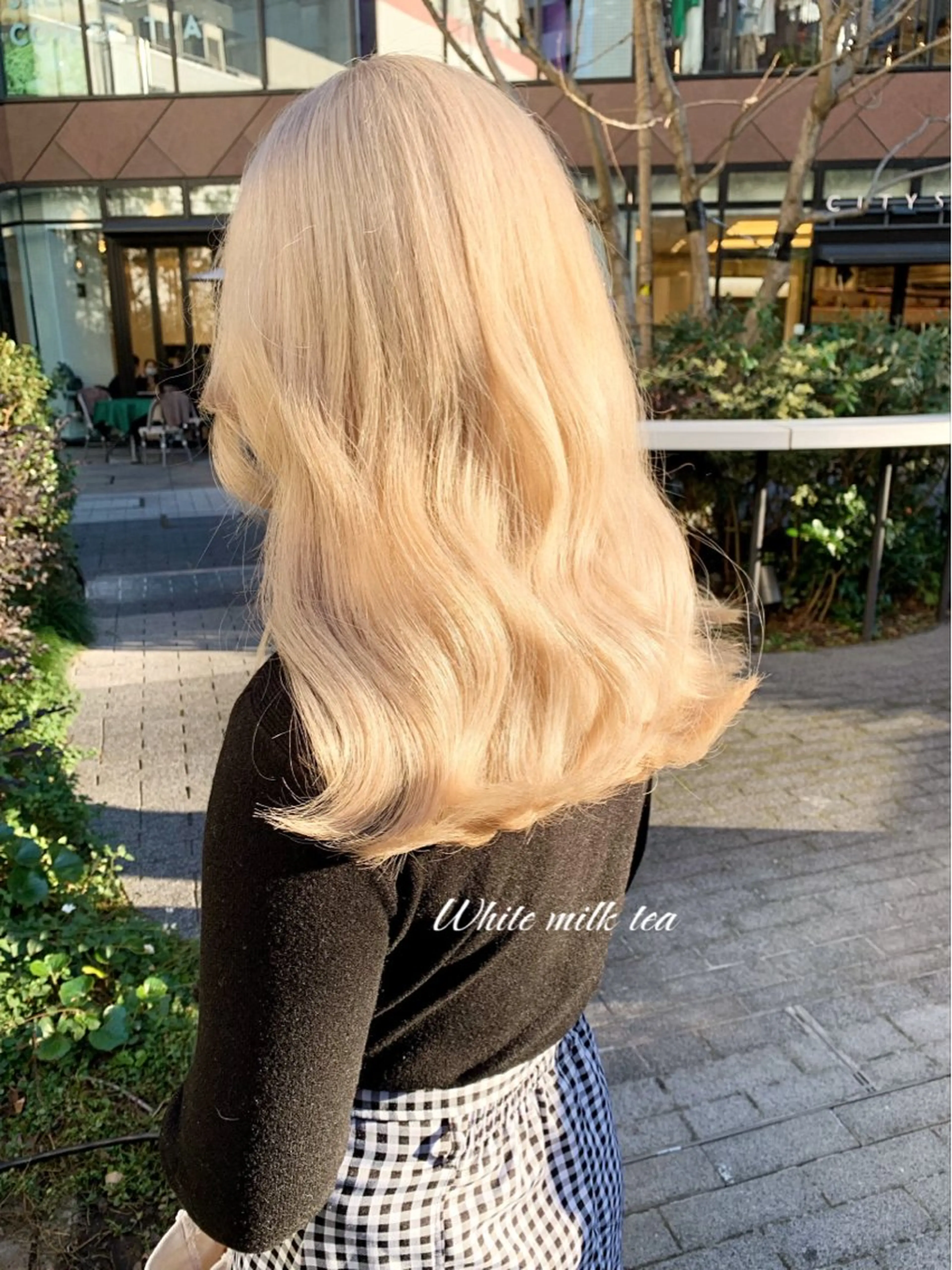 ロング カラー ベージュカラー ブリーチ ブロンド ケアブリーチ グレージュ ヒロミ/ミルクティー /ブロンド/ピンクのヘアスタイル