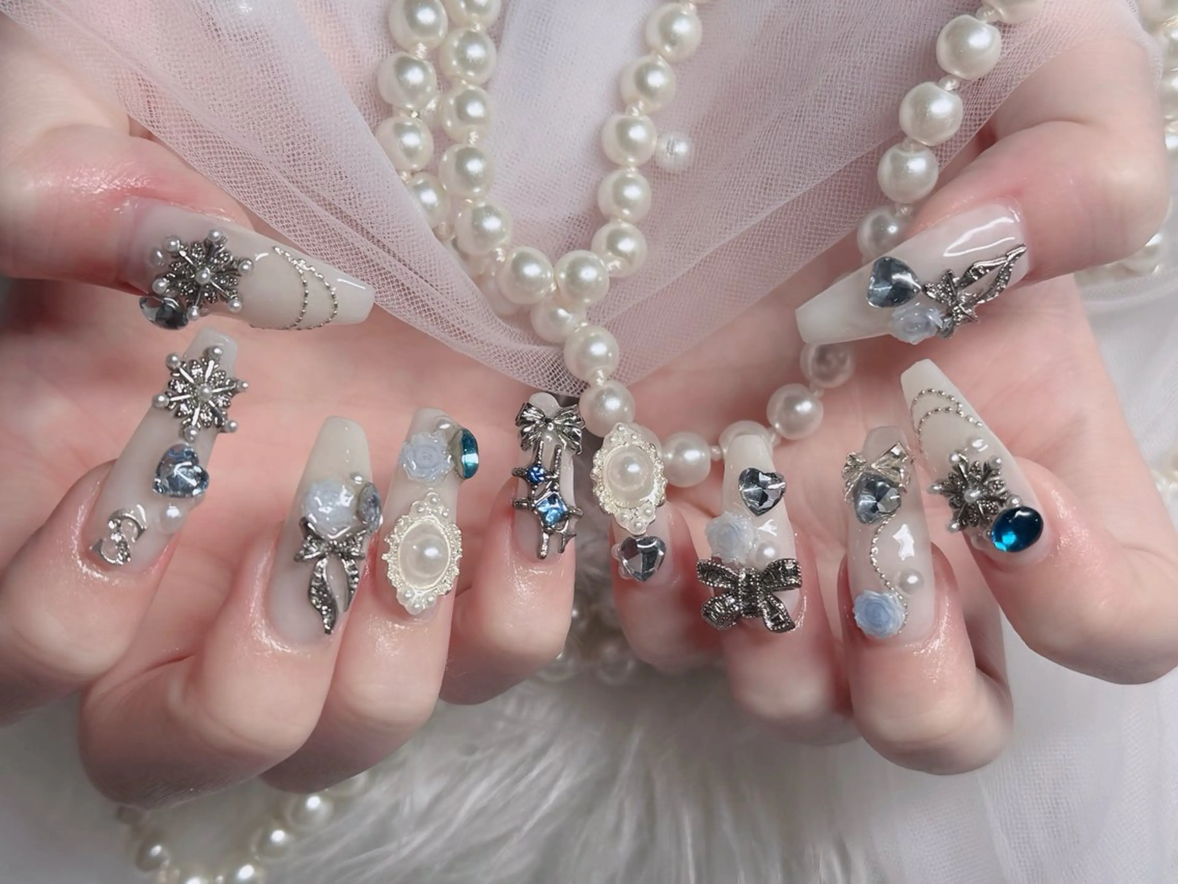 ネイル フレンチネイル ジェルネイル ハロウィン ハート 韓国ネイル ハンドネイル H.baby Nail Salonのネイルデザイン