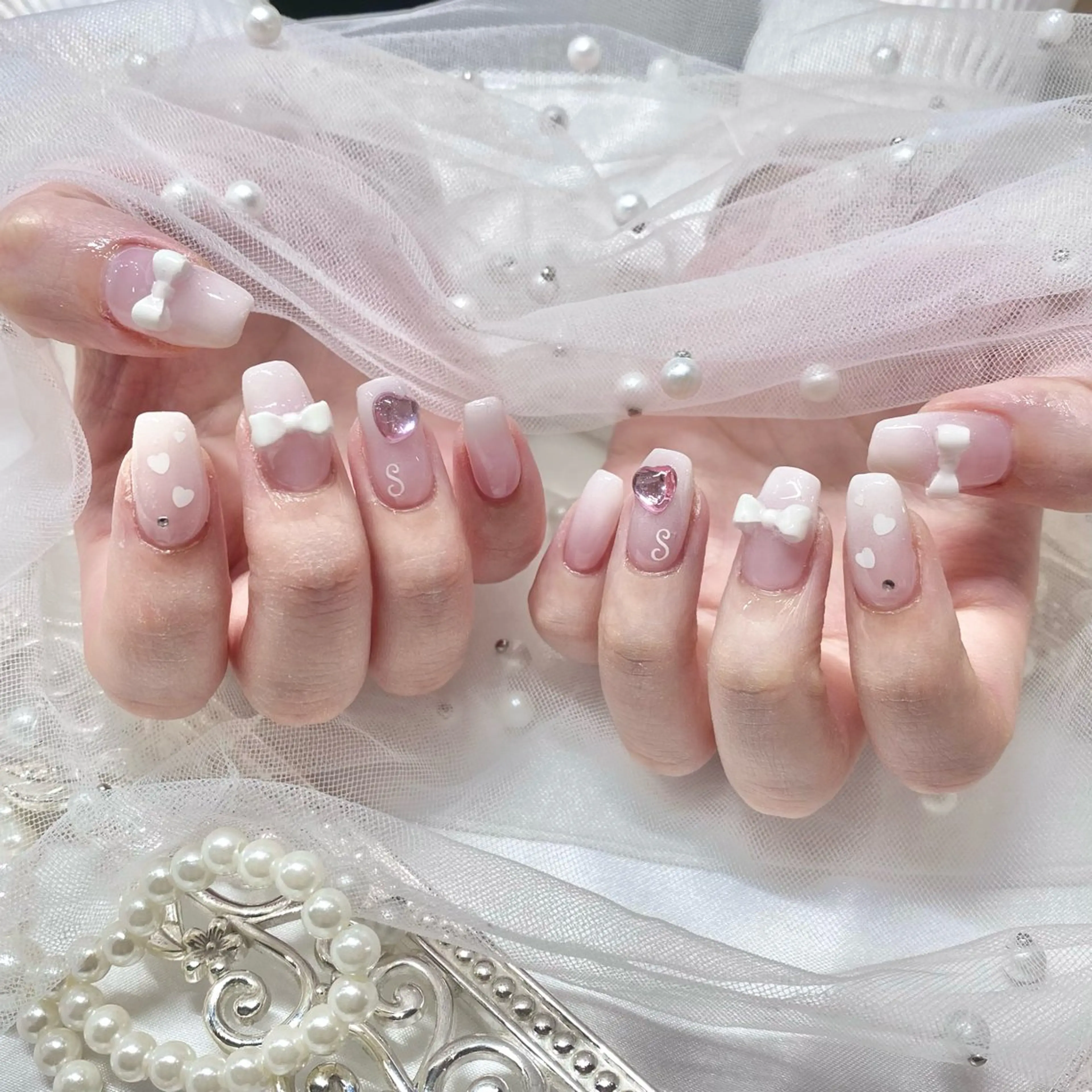 ネイル ハンドネイル Yveil 心斎橋店 hirokoのネイルデザイン