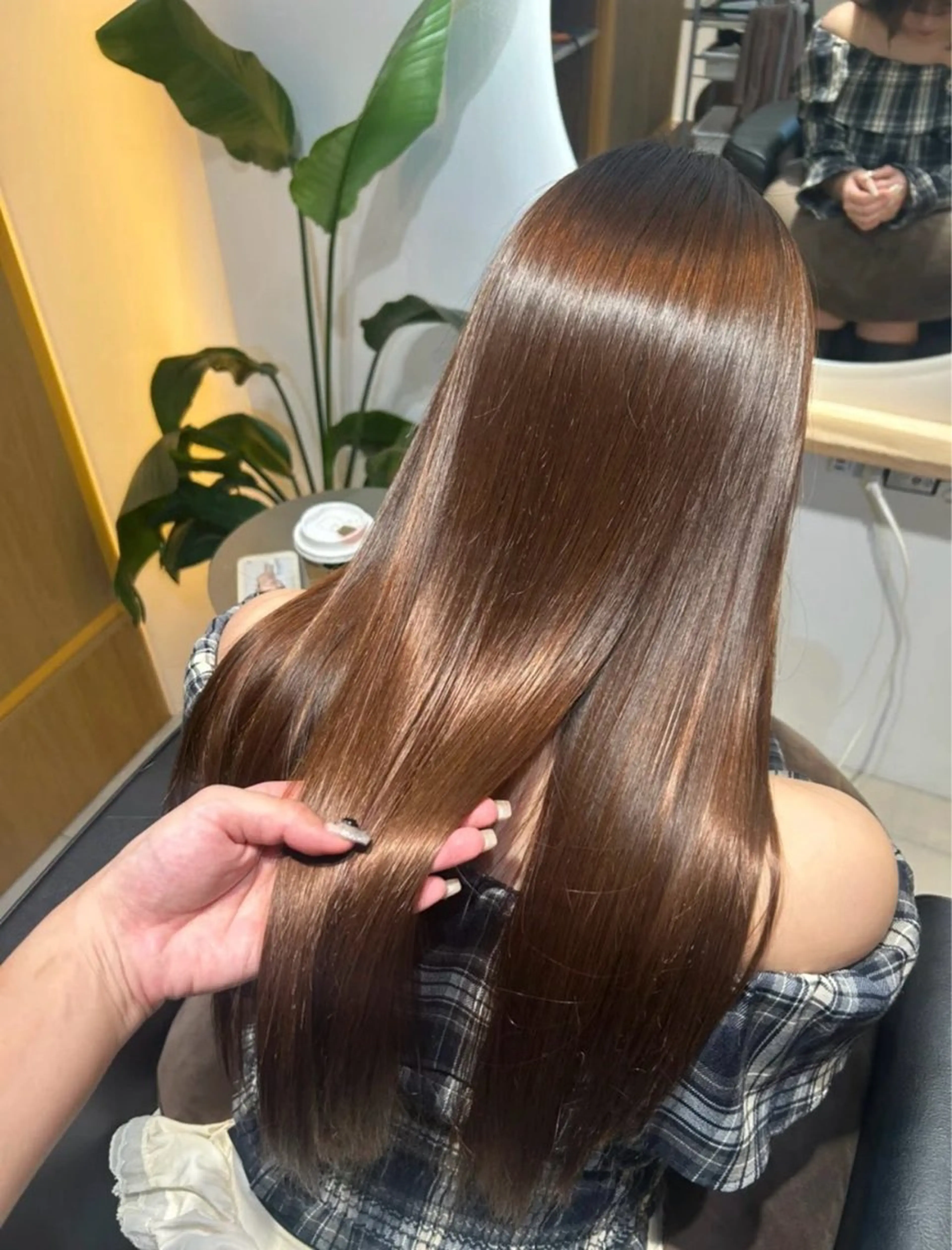 [ ミニモ限定 ] 髪質改善ストレート🪞✨＋ カット ＋ treatment 🫧の写真