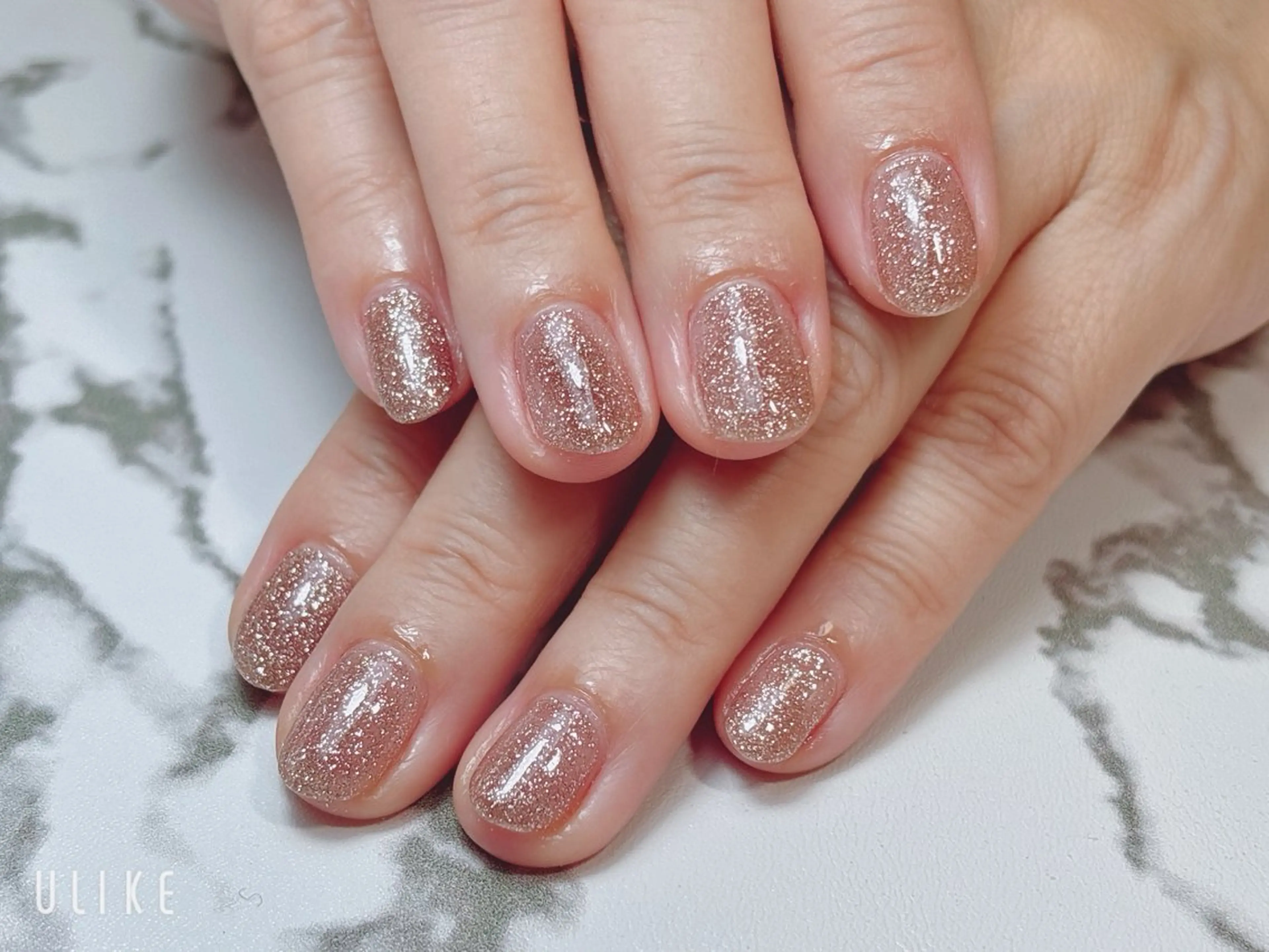 ネイル フラッシュネイル ゴールド ラメ(グリッター) ピンク ハンドネイル mi hoのネイルデザイン
