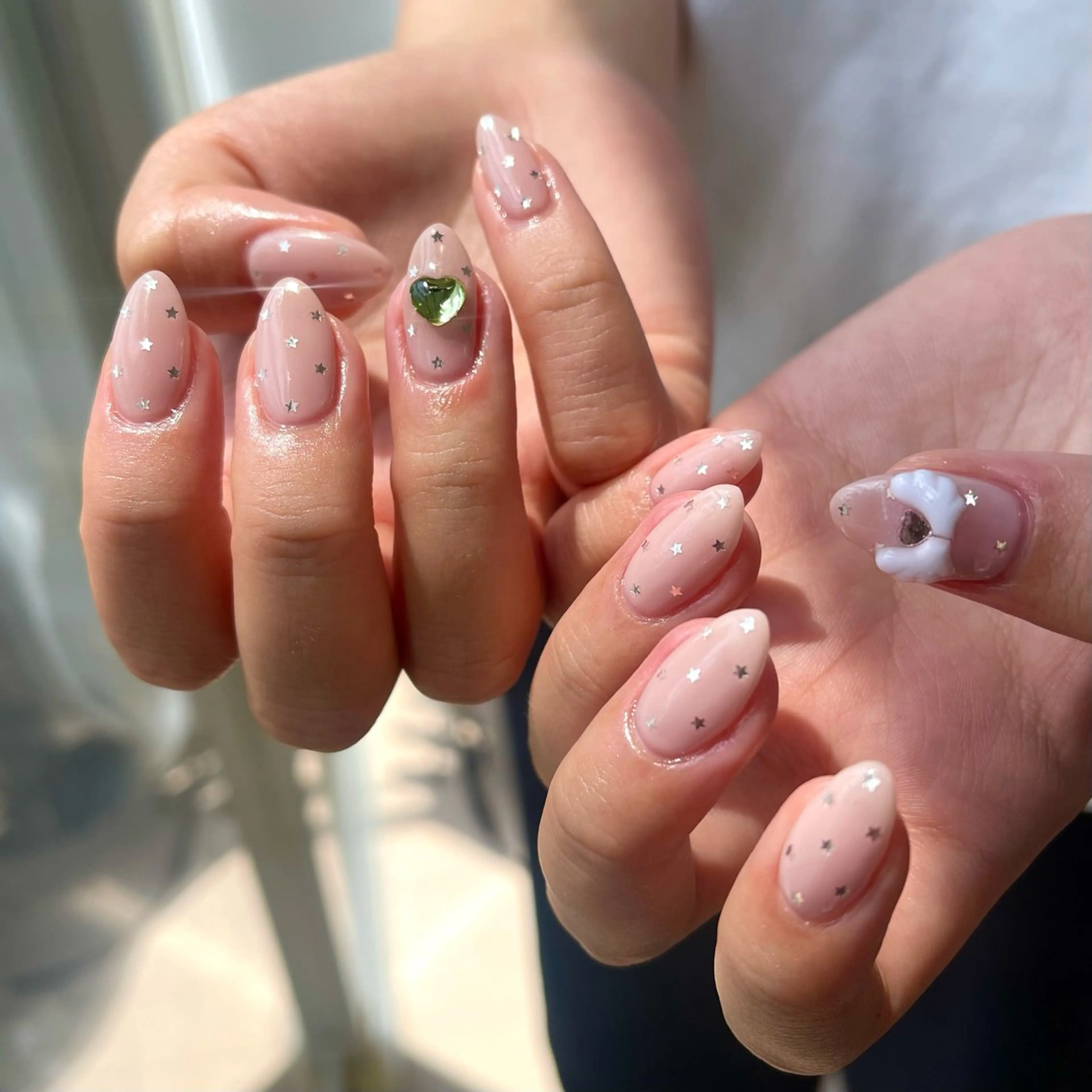 ネイル オーロラネイル チークネイル フラッシュネイル フレンチネイル グラデーション ハンドネイル ogino karinのネイルデザイン