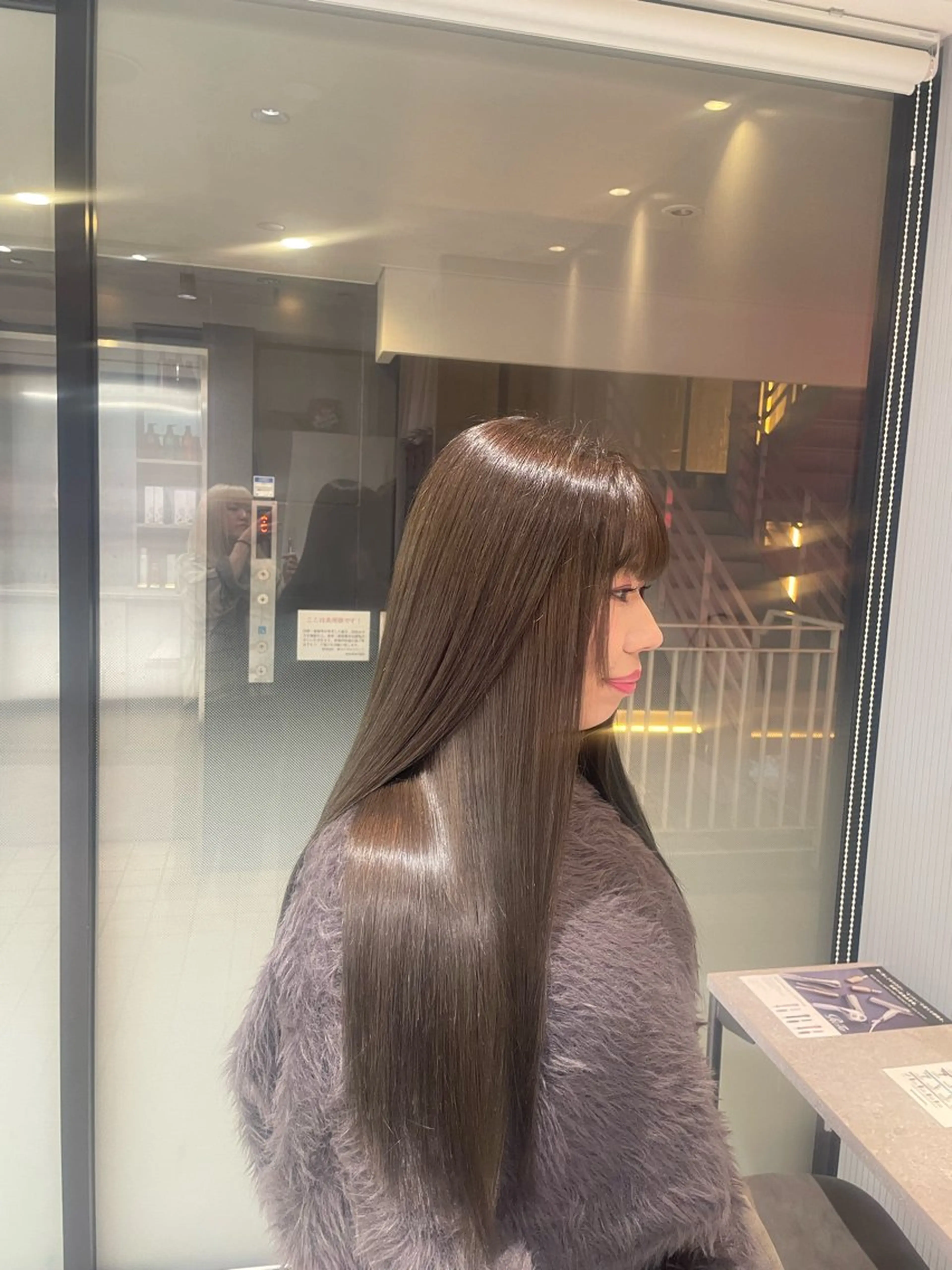 ロング RAF Sakuraのヘアスタイル