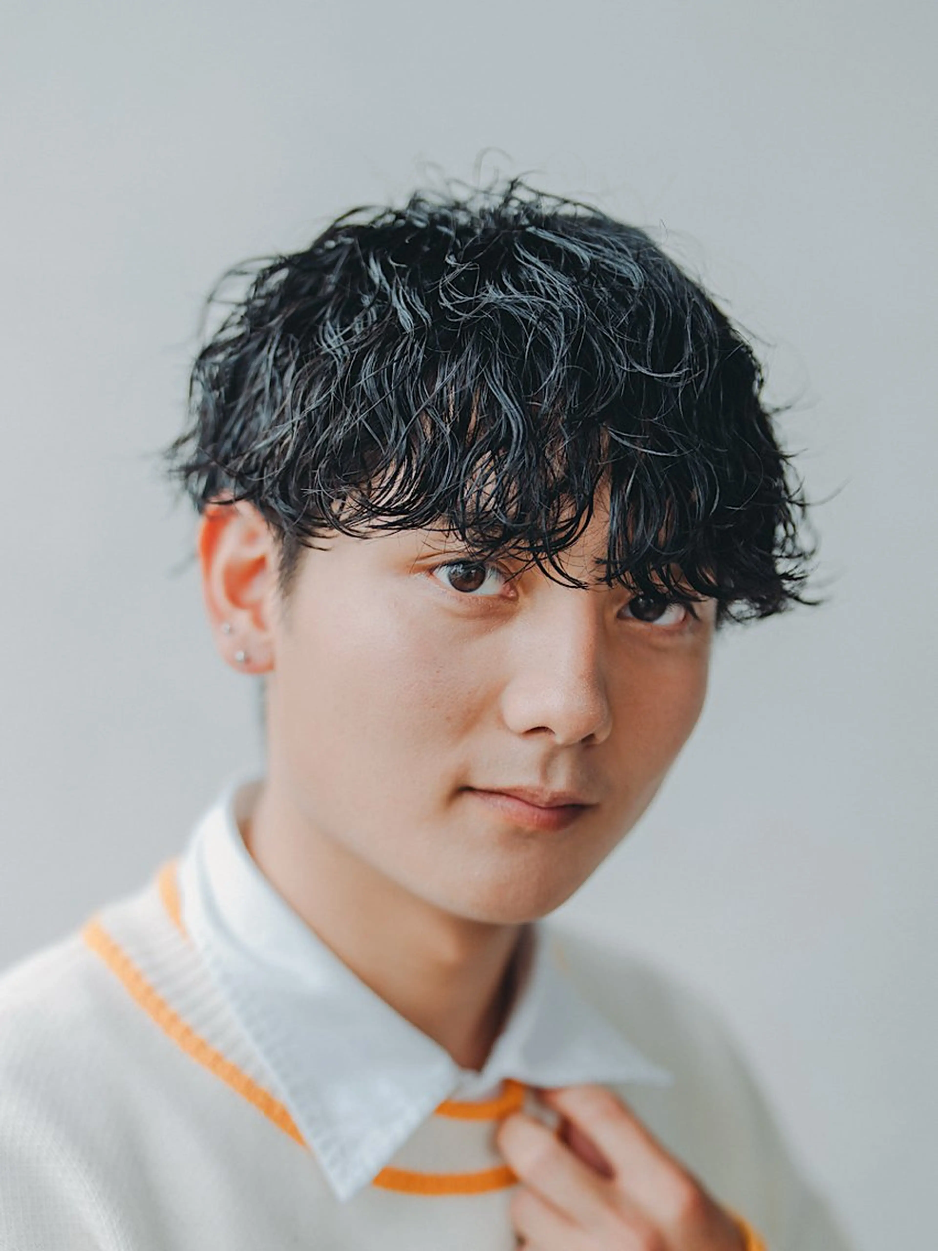 ショート パーマ メンズ フェードカット メンズハイライト メンズメッシュ メンズパーマ スペインカール SLASHメンズ専門 山口孔聖のヘアスタイル