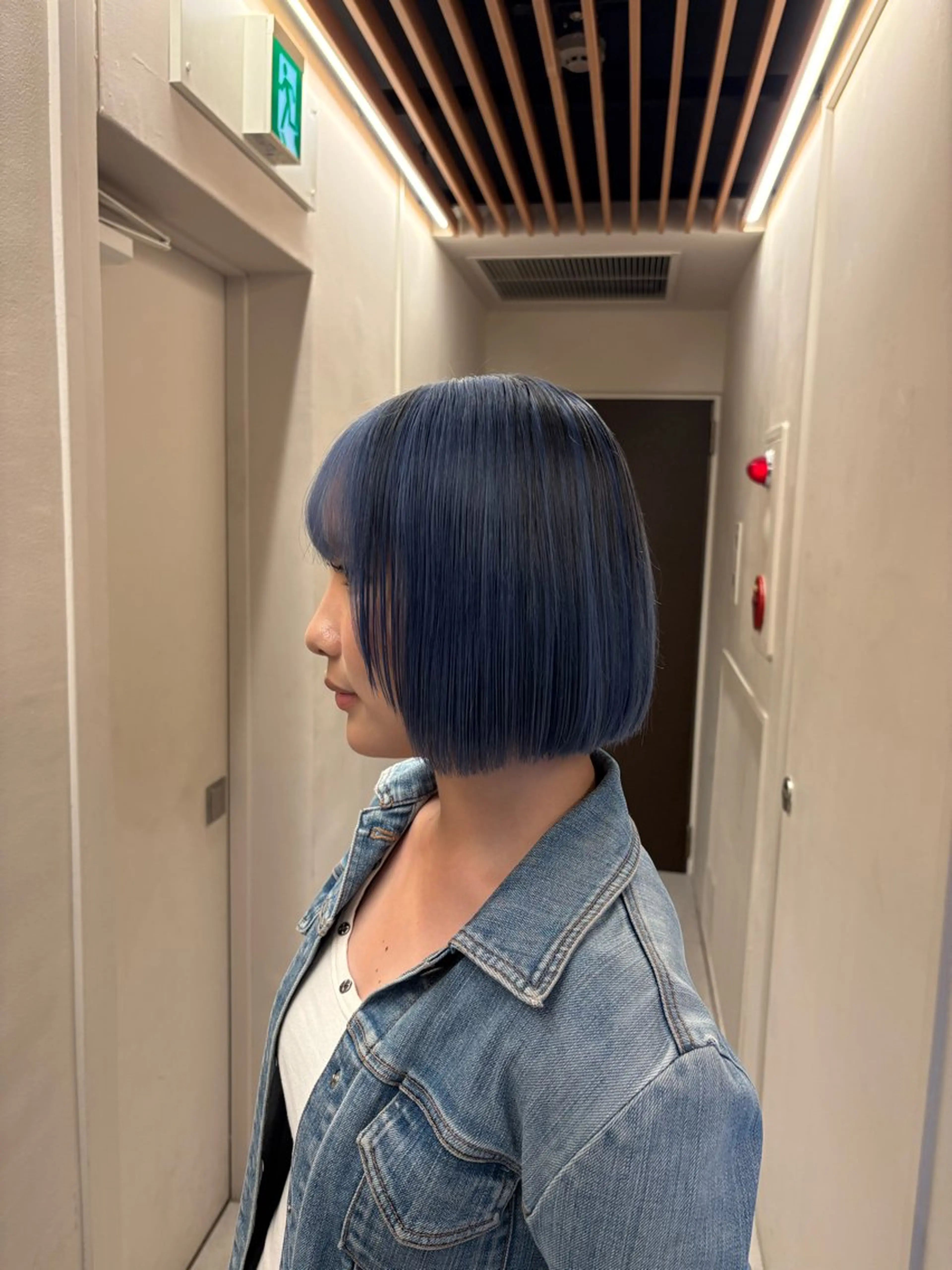 ショート ボブ 🐈‍⬛ブリーチ カラー特化🐈‍⬛彩のヘアスタイル