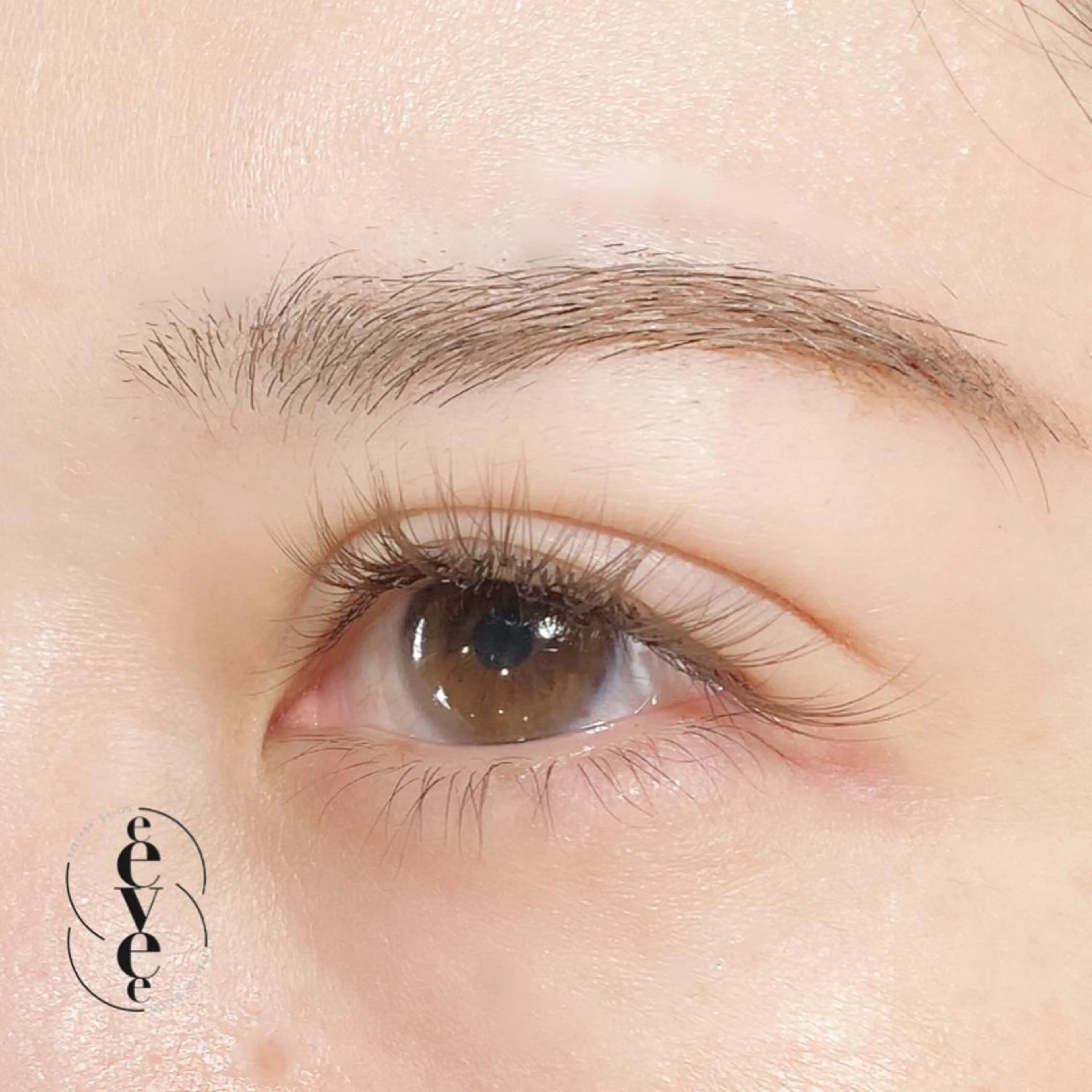 マツエク・マツパ カラーマツエク マツエク プライベートサロン eeveeのエステ・リラクイメージ