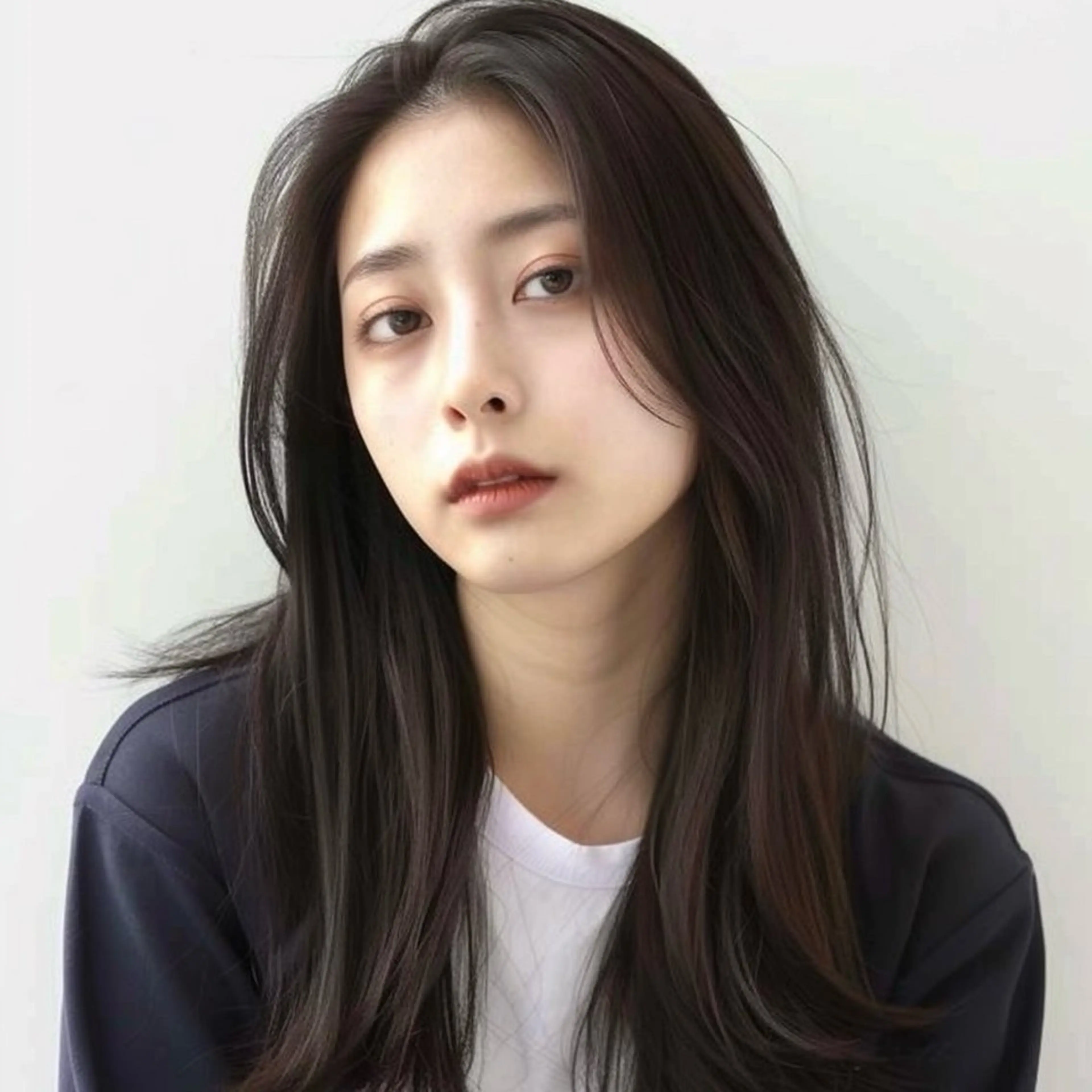 ロング カラー 岡田 佳子のヘアスタイル