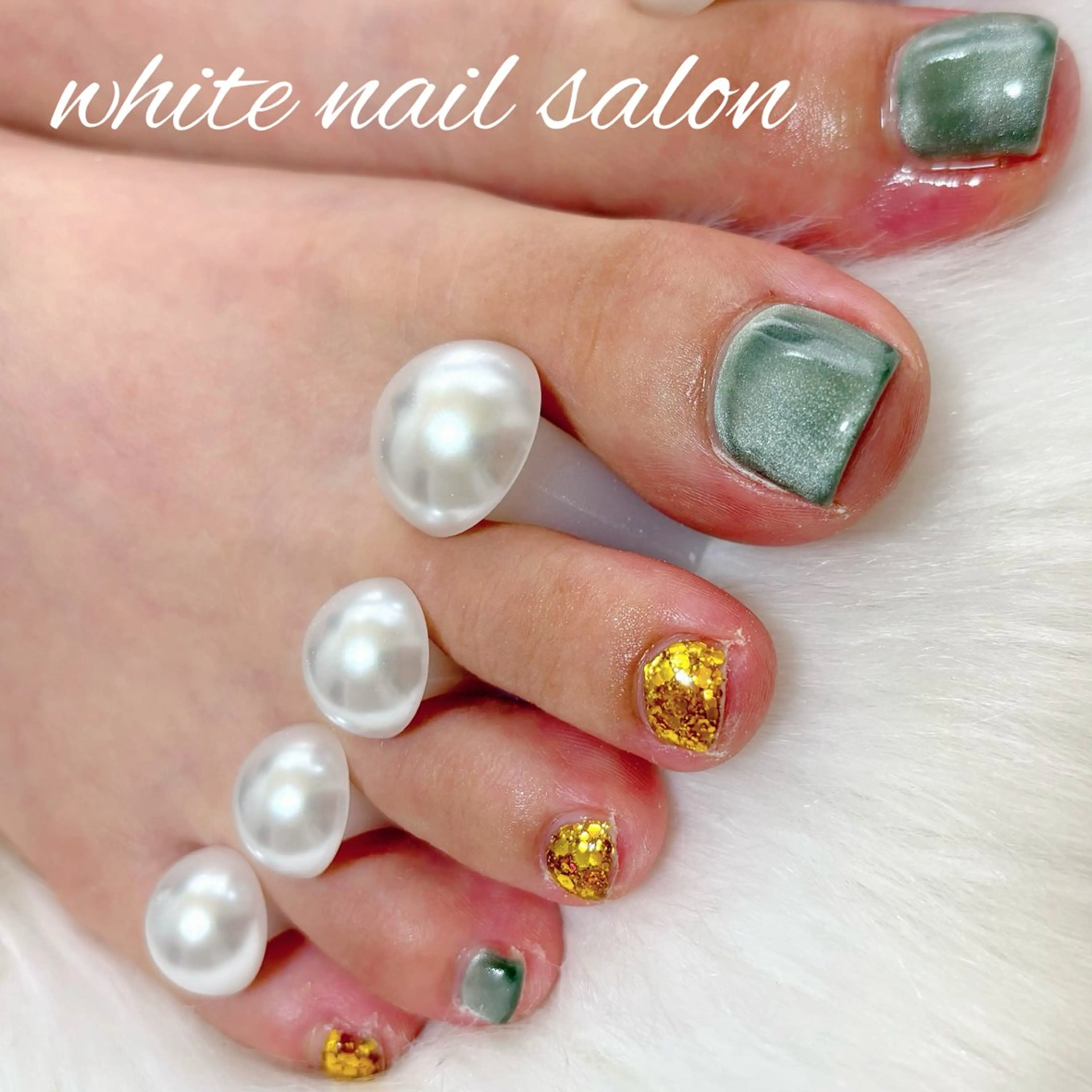 ネイル ホワイト フットネイル white nail salonのネイルデザイン