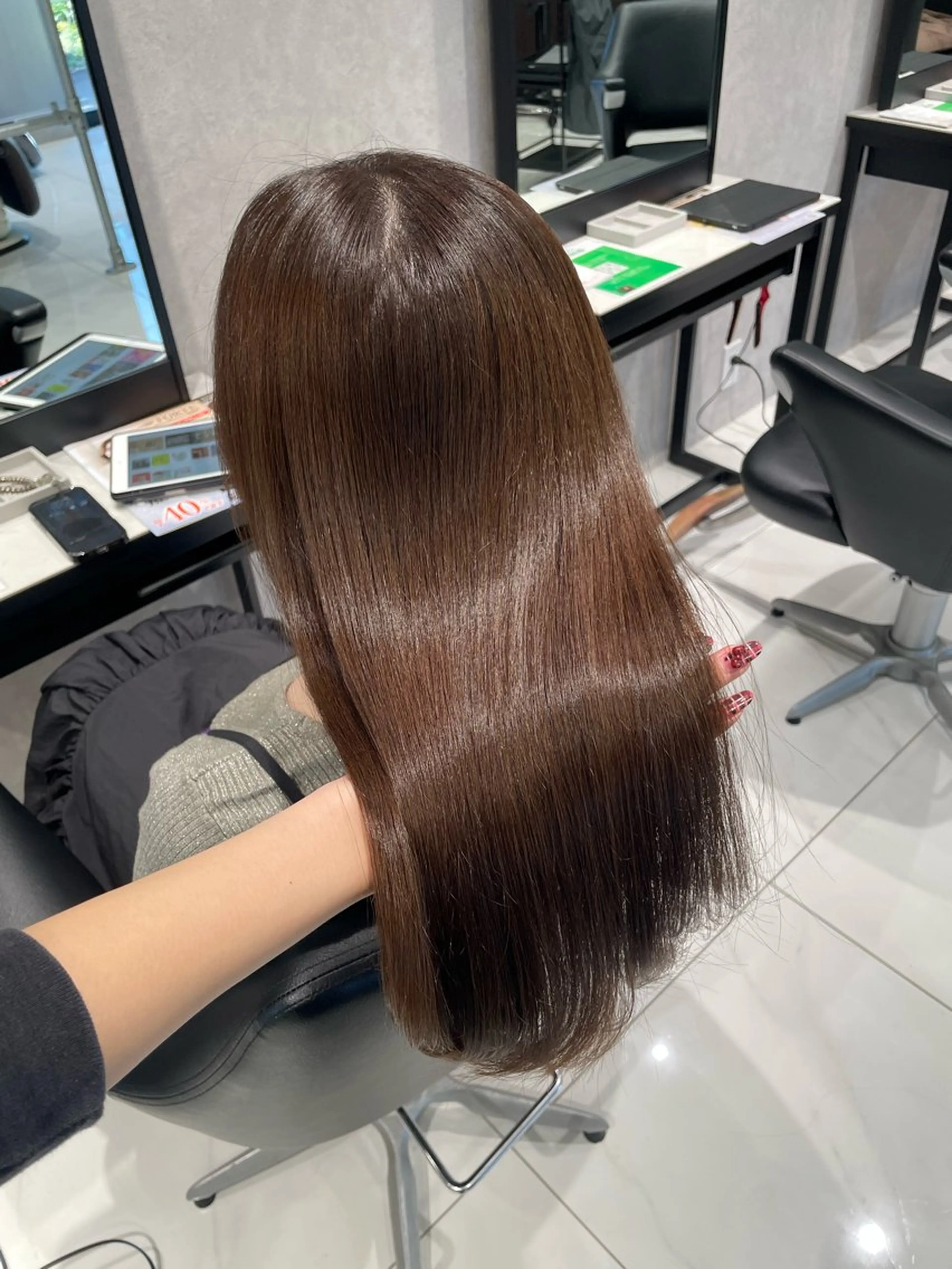 ロング 内藤 藍夏のヘアスタイル