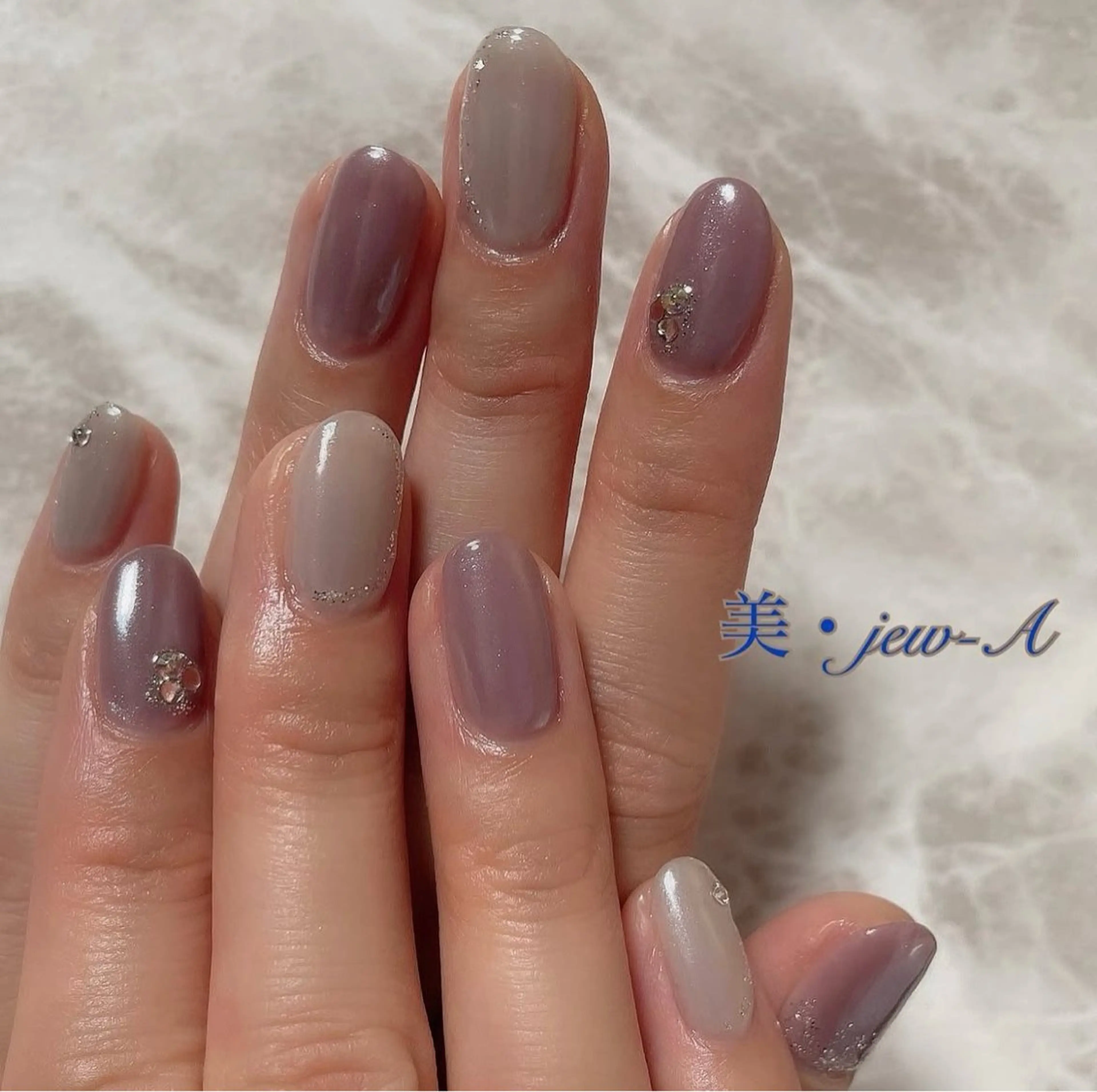 大人シンプルネイルの写真