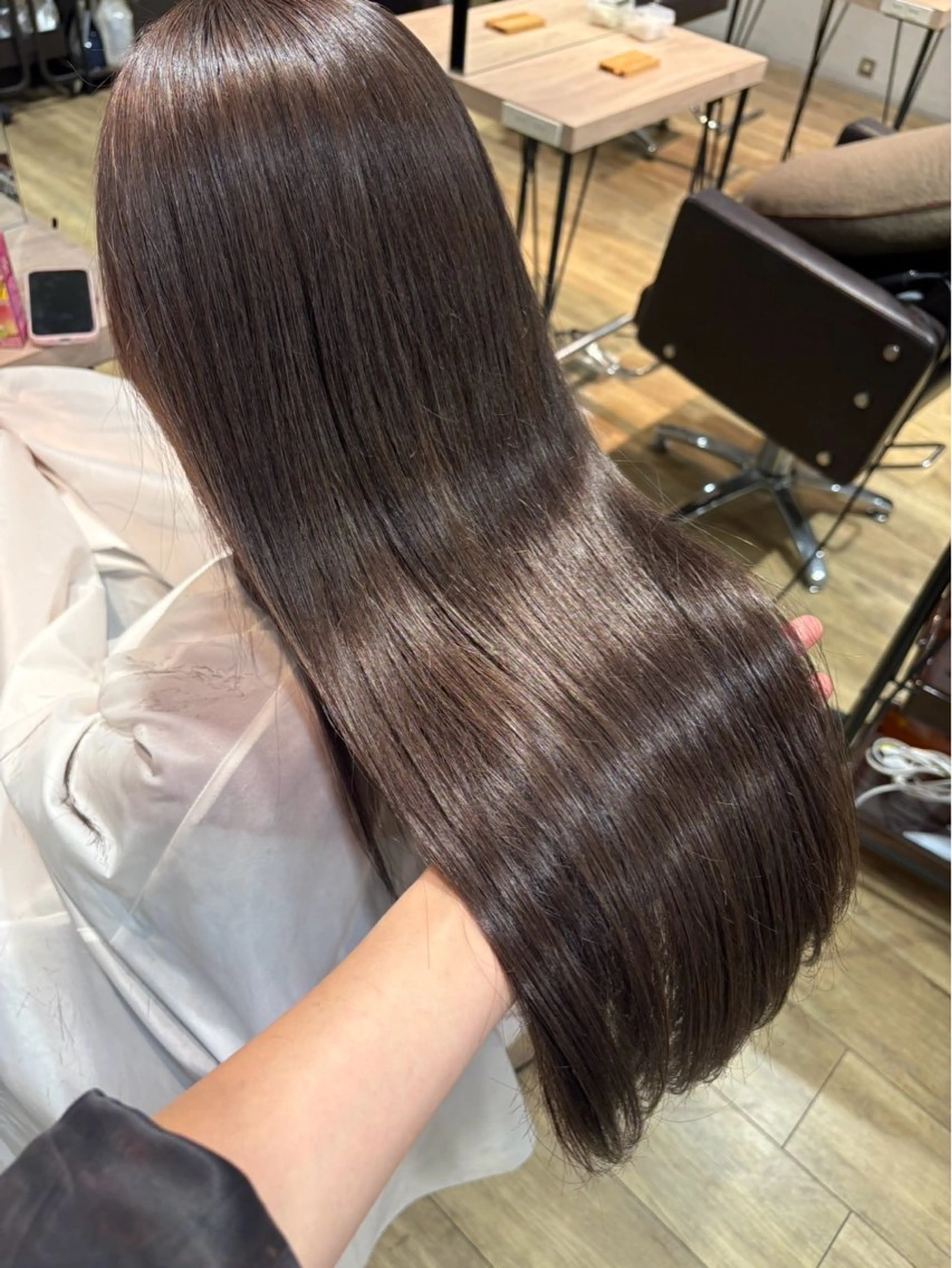 ロング ヘアカラー N+【エヌプラス】所属・川畑 心子のヘアスタイル