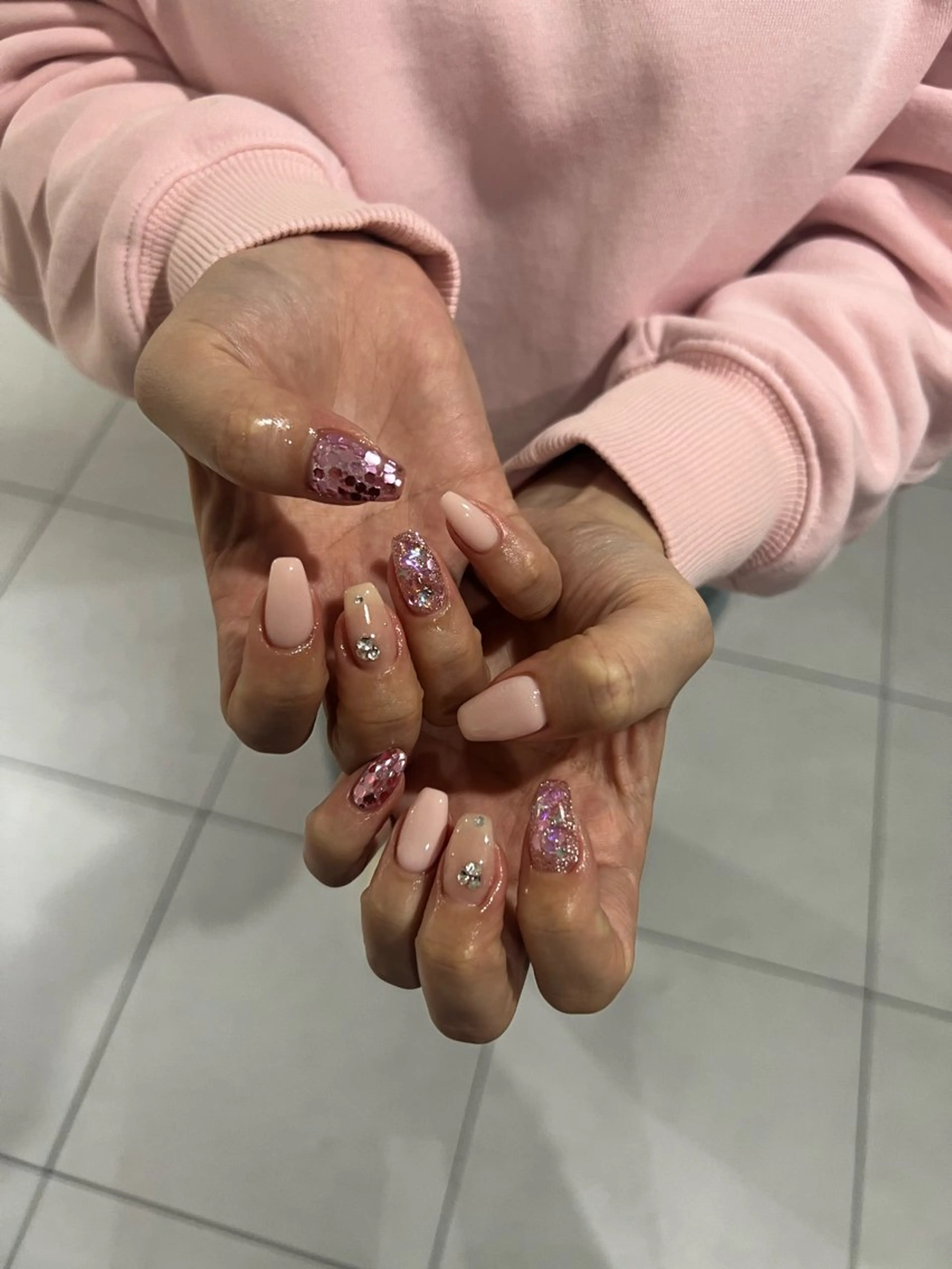 ネイル 持ち込み ニュアンスネイル ハンドネイル ハンドケア Charme. NOBUKOのネイルデザイン