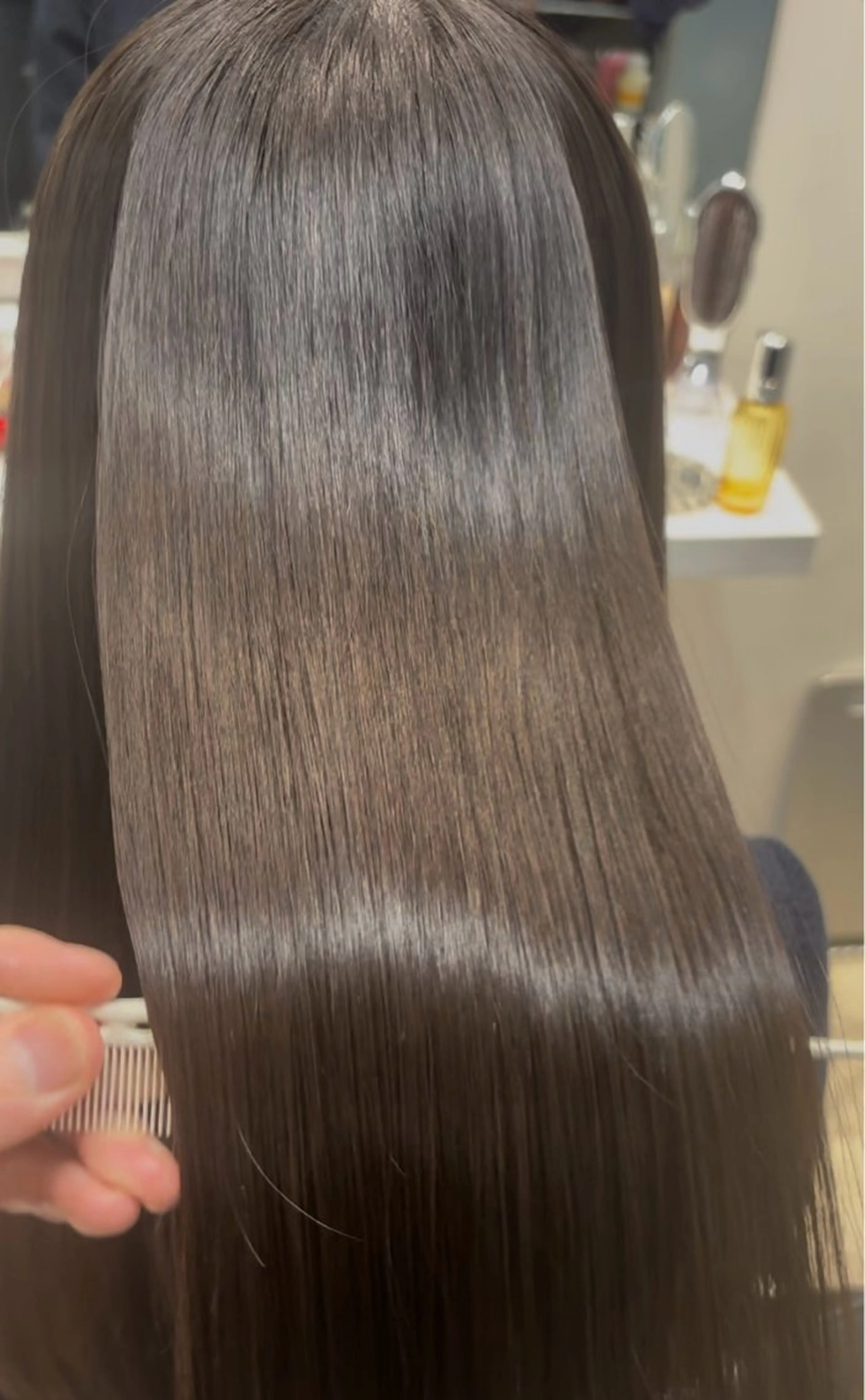 ロング カラー カット ヘアカラー 縮毛矯正 トリートメント 縮毛•酸性矯正特化/ 美髪•髪質改善/KJのヘアスタイル