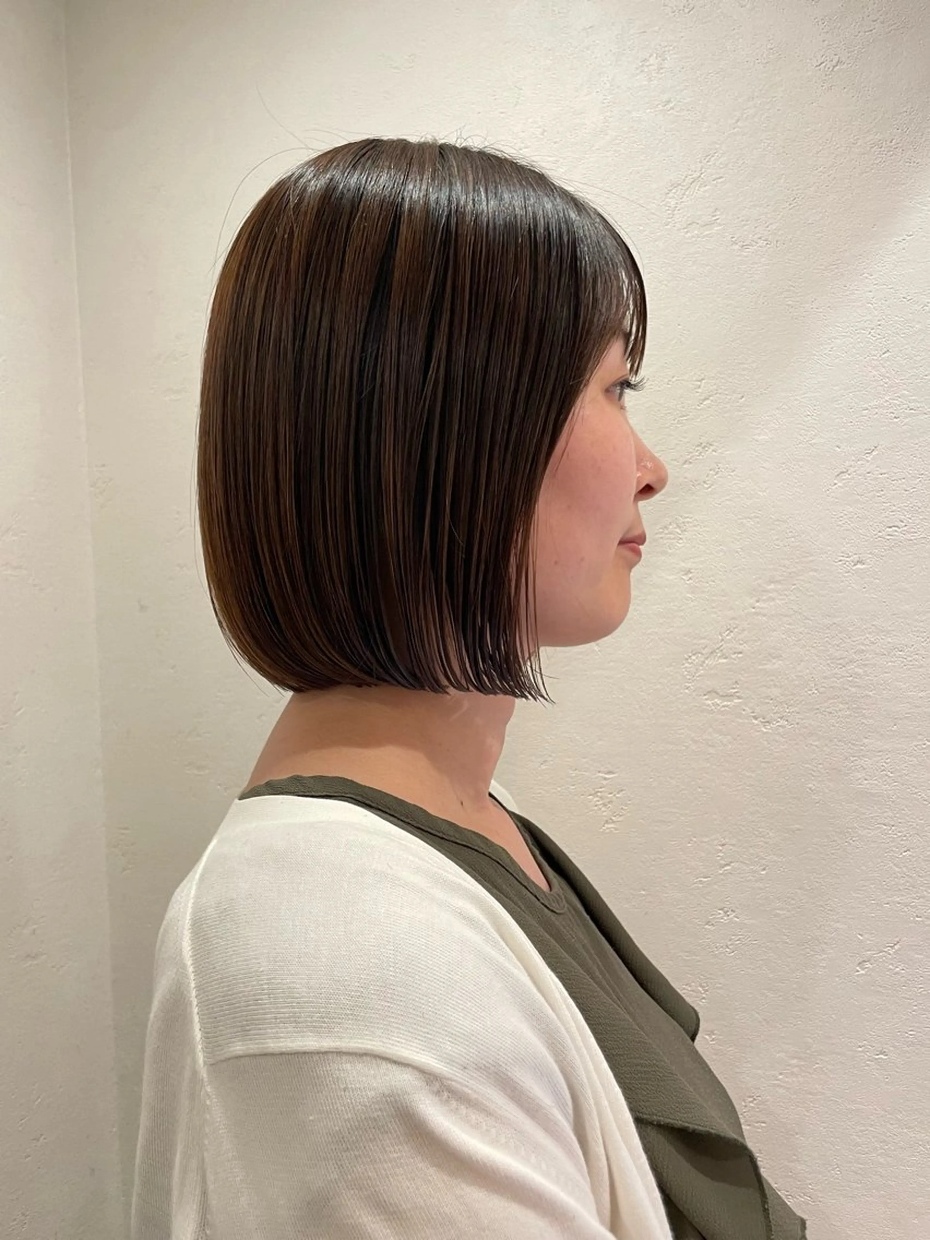 ミディアム カット ヘアカラー トリートメント 💖ボブ/髪質改善 顔周りレイヤー/ユイのヘアスタイル