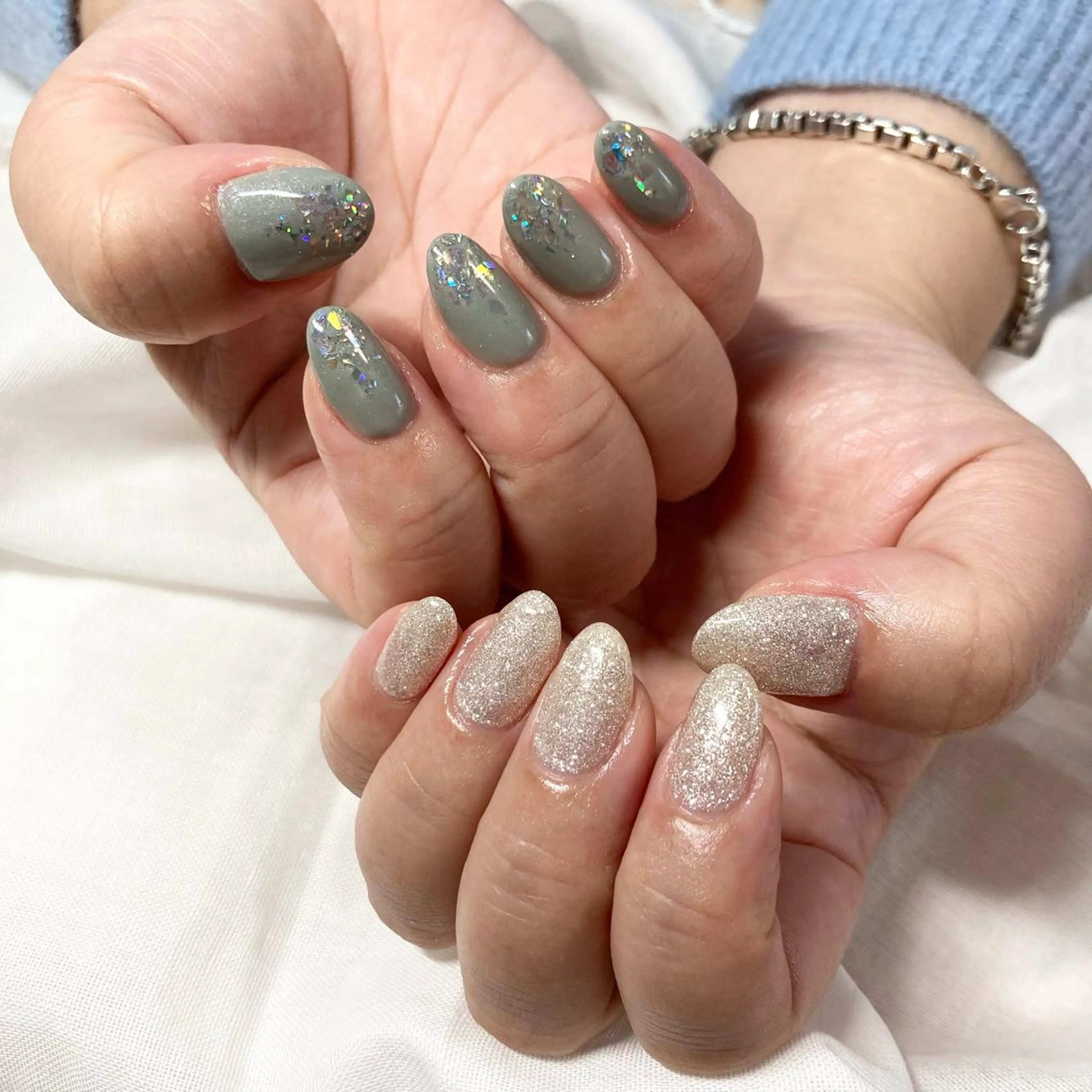 ネイル ホログラムネイル ラメ(グリッター) ワンカラーネイル nails by sayaのネイルデザイン