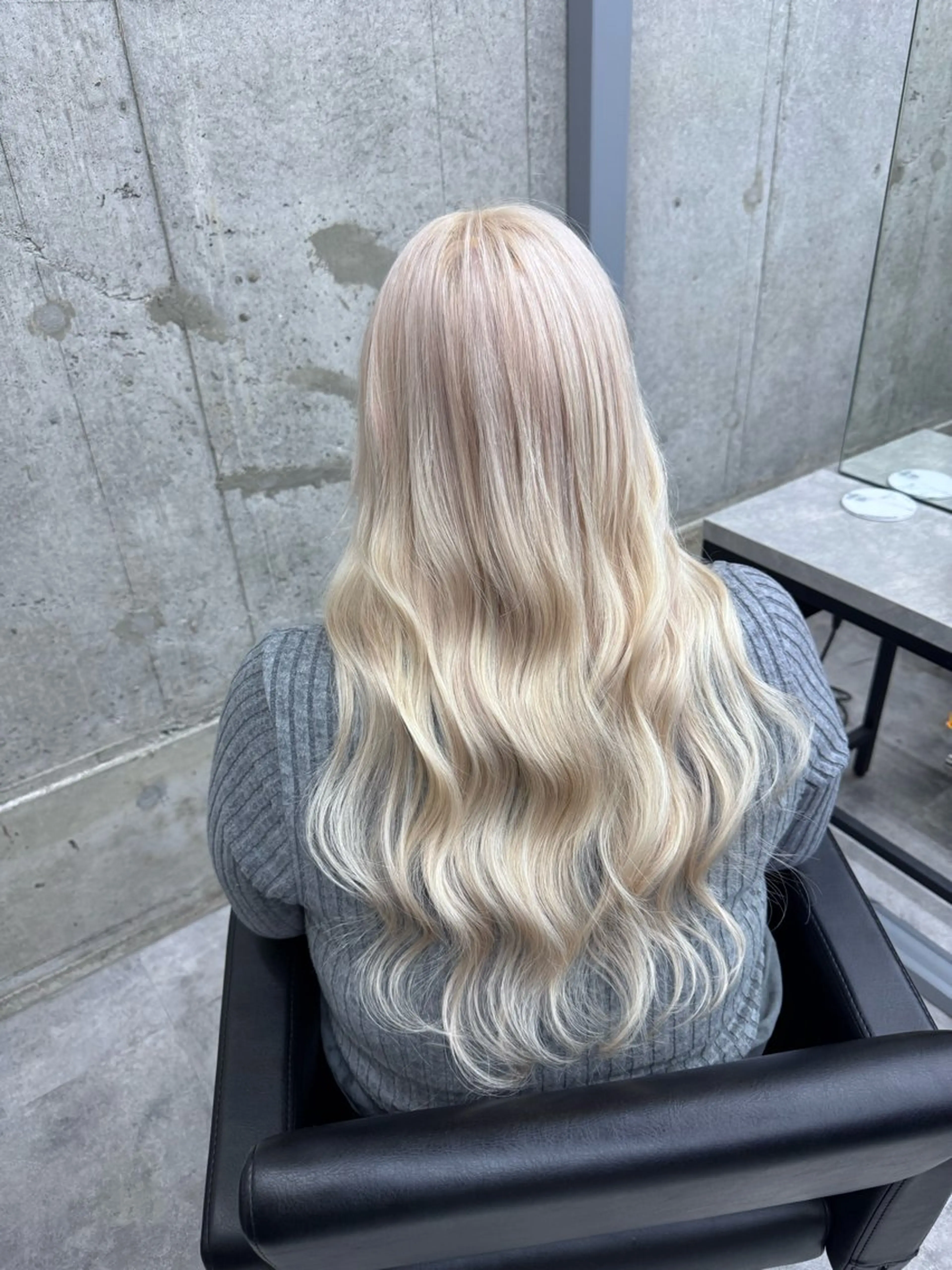 ロング カラー ブリーチ ダブルカラー ロング トリートメント EGO池袋所属・💫池袋/カラー/ shu💫のヘアスタイル