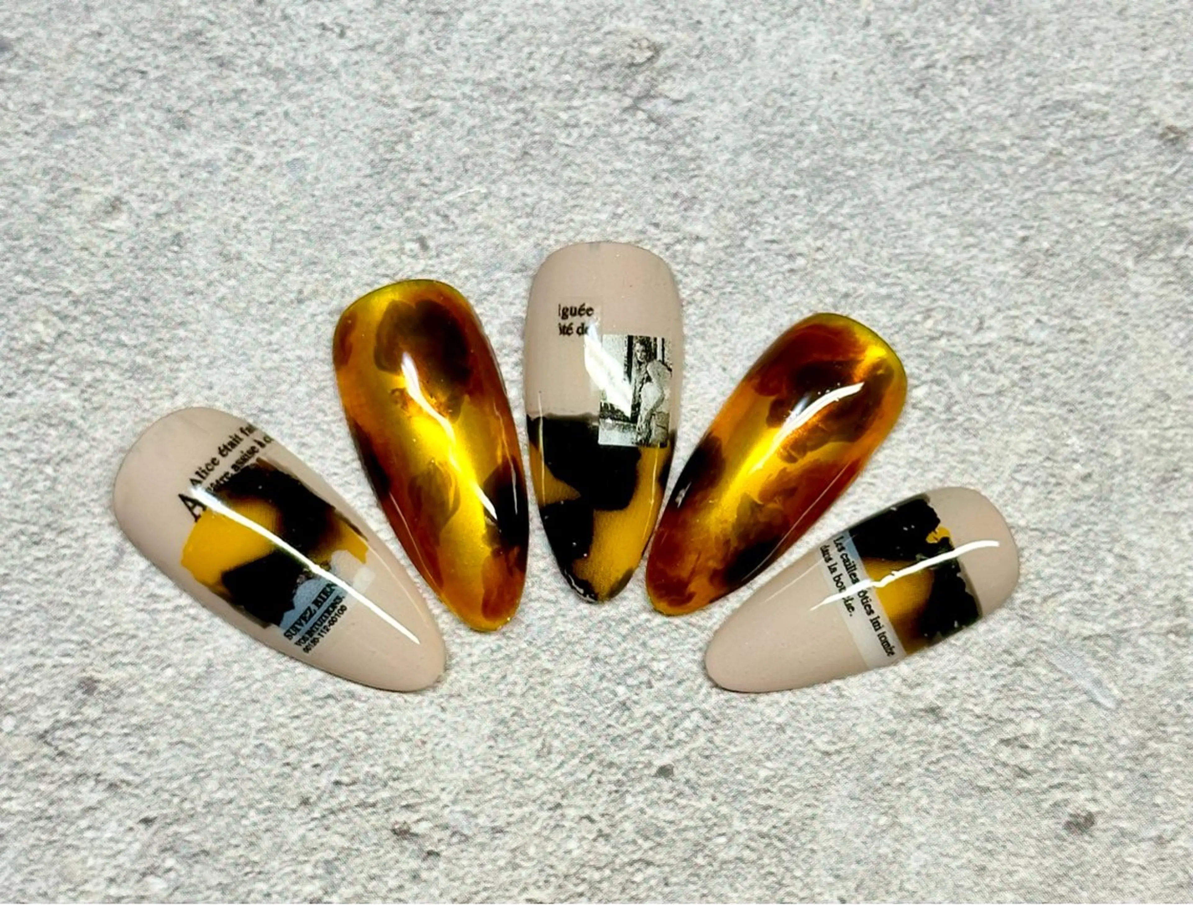 ネイル オーロラネイル フレンチネイル ニュアンスネイル M.N_ nailのネイルデザイン