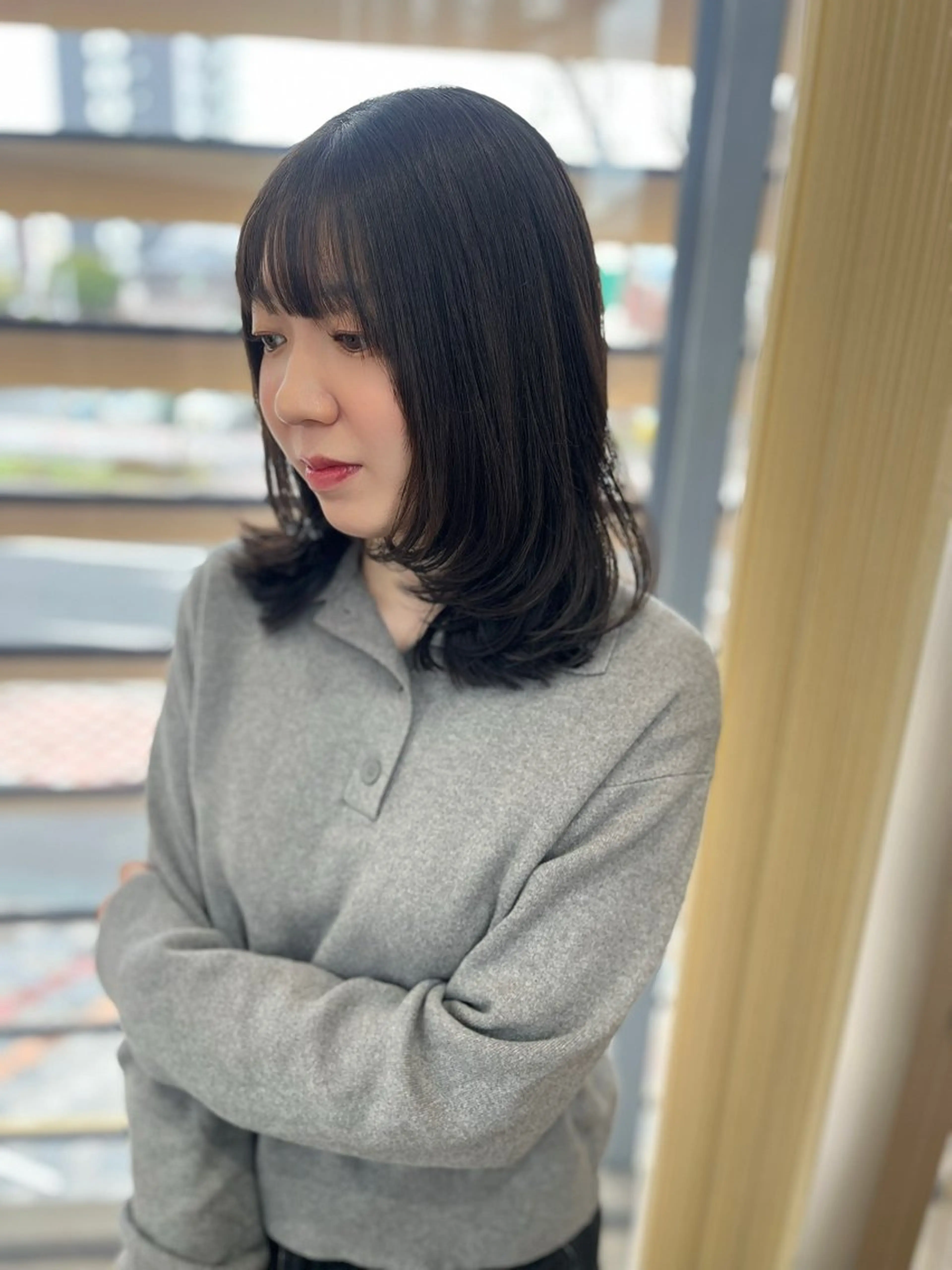 ミディアム 林 和香菜のヘアスタイル